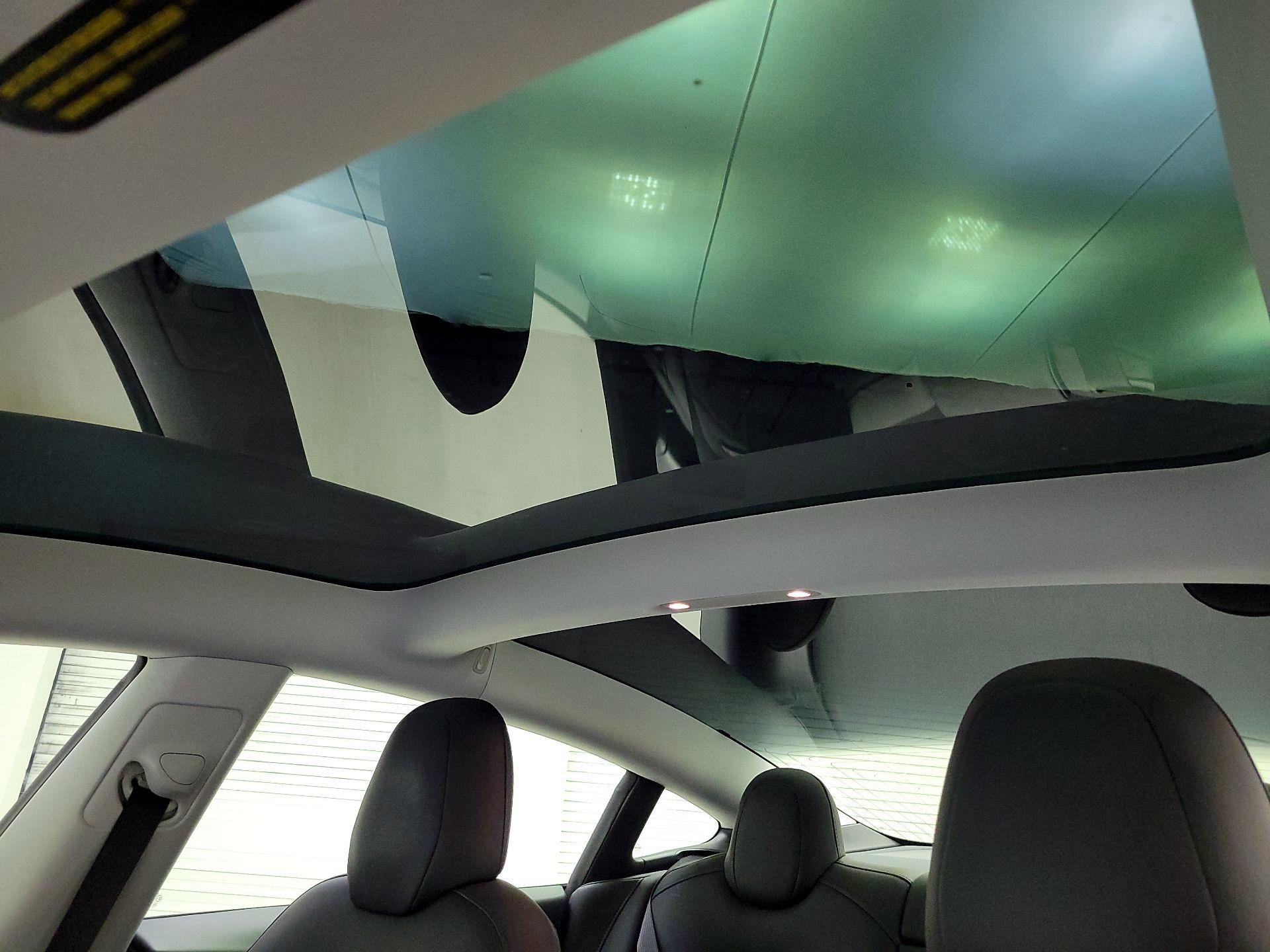 Thumbnail: 2020 Tesla Model 3 - 19