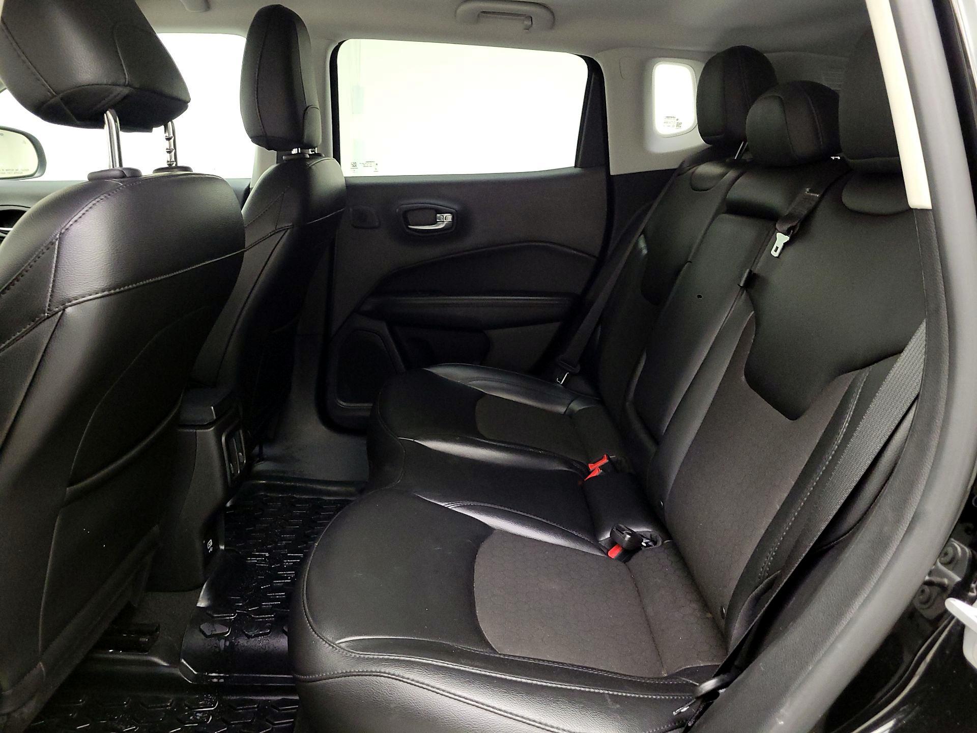 Thumbnail: 2021 Jeep Compass - 20