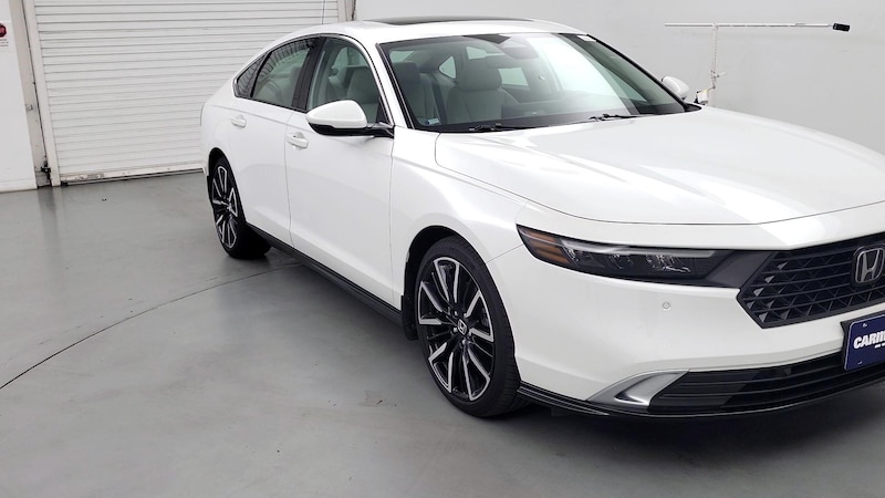 2023 Honda Accord Touring Hero Image