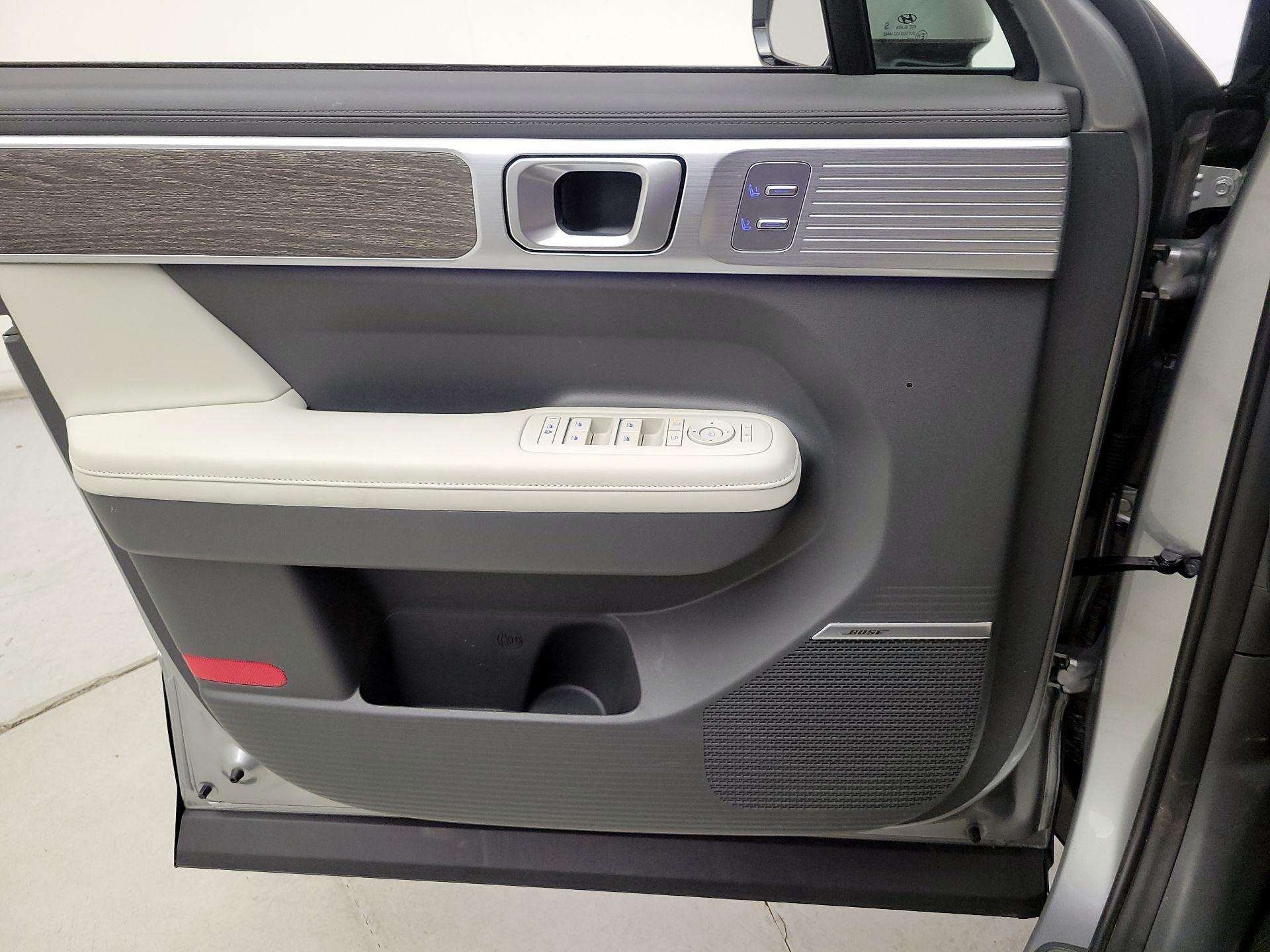 Thumbnail: 2024 Hyundai Santa Fe - 12