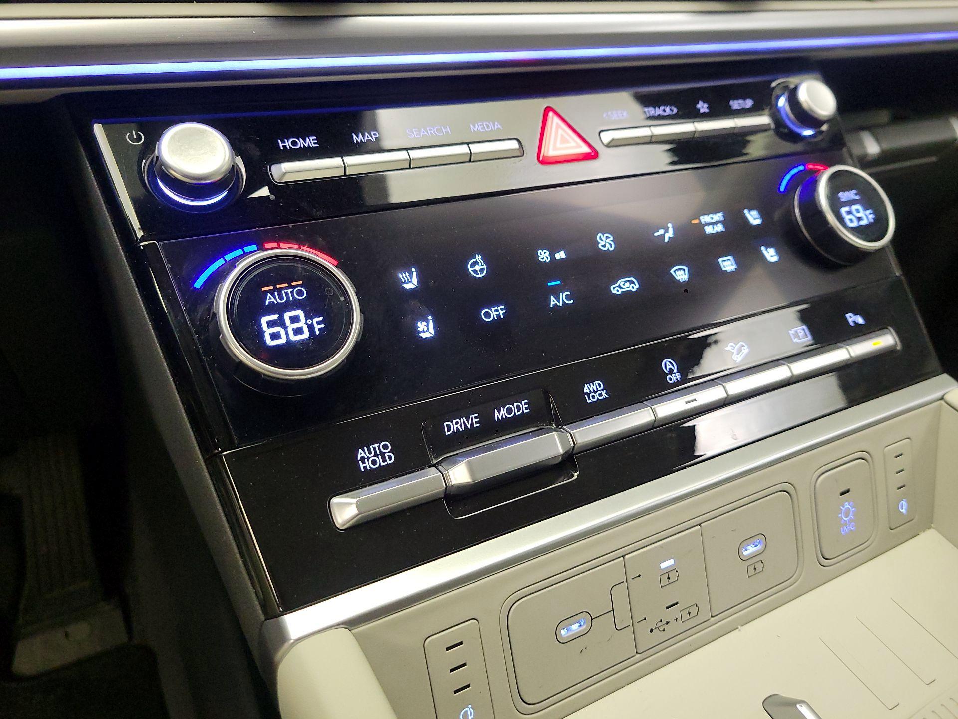 Thumbnail: 2024 Hyundai Santa Fe - 16