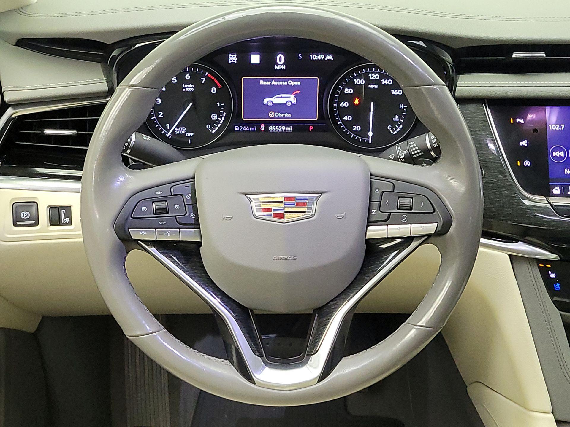 Thumbnail: 2020 Cadillac XT6 - 10