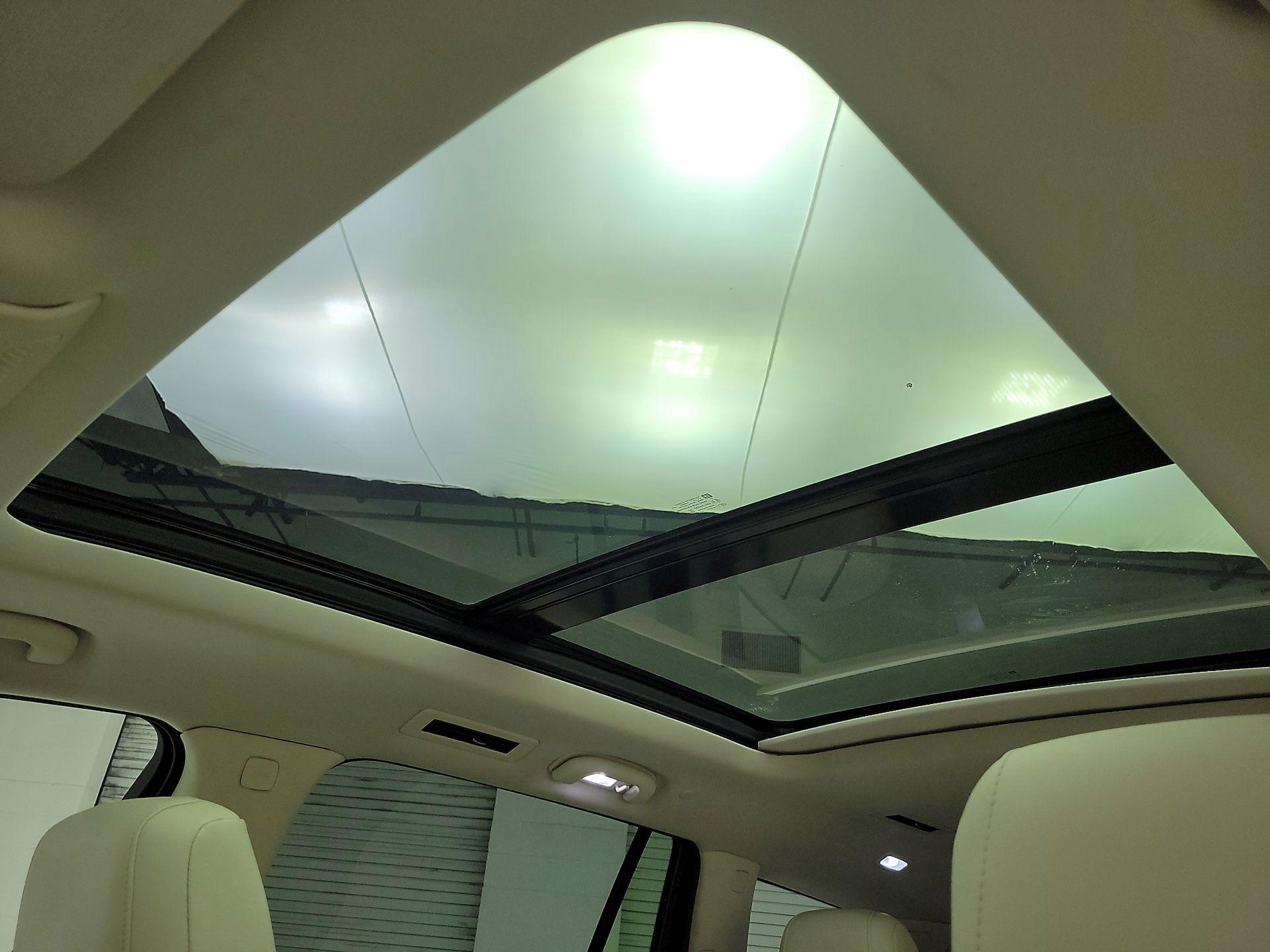 Thumbnail: 2020 Cadillac XT6 - 20