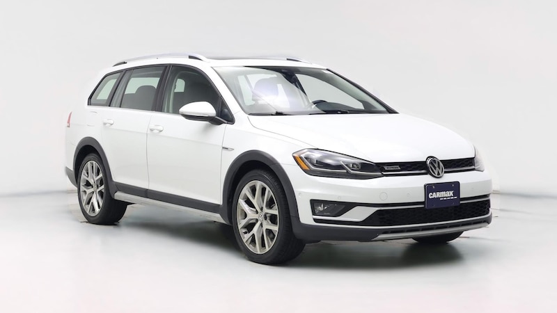 2019 Volkswagen Golf Alltrack SEL Hero Image