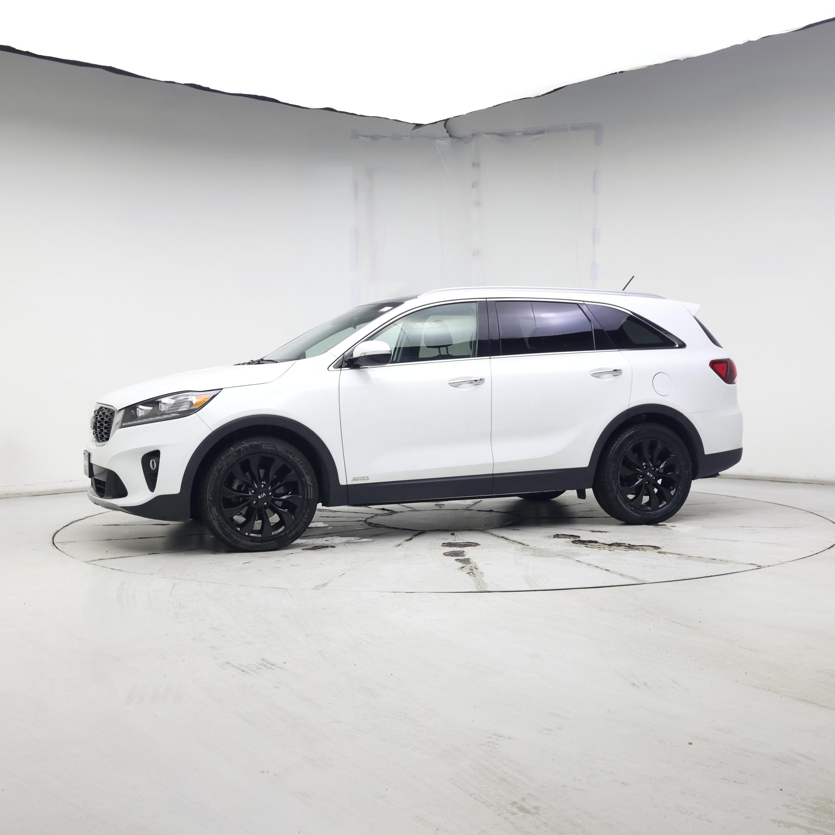 Thumbnail: 2020 Kia Sorento - 3
