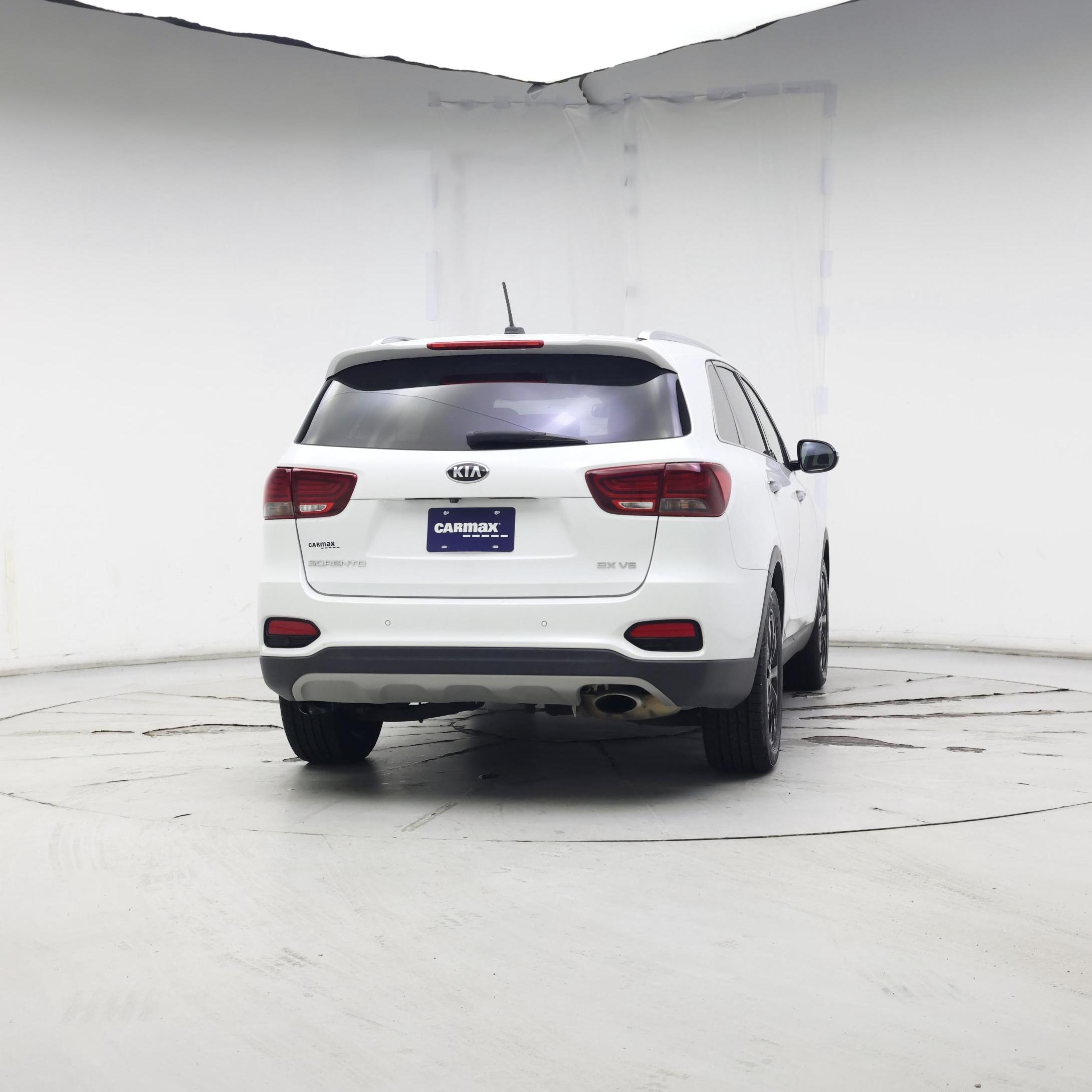 Thumbnail: 2020 Kia Sorento - 8
