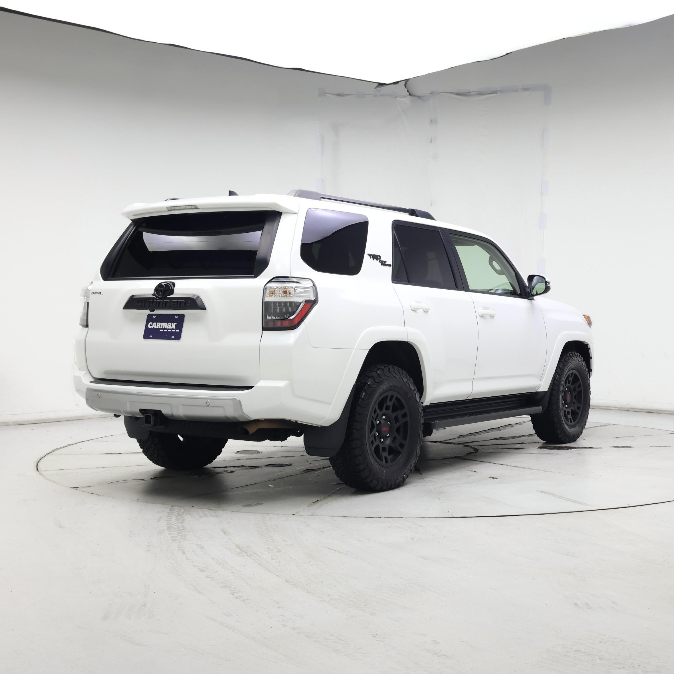 Thumbnail: 2023 Toyota 4Runner - 8