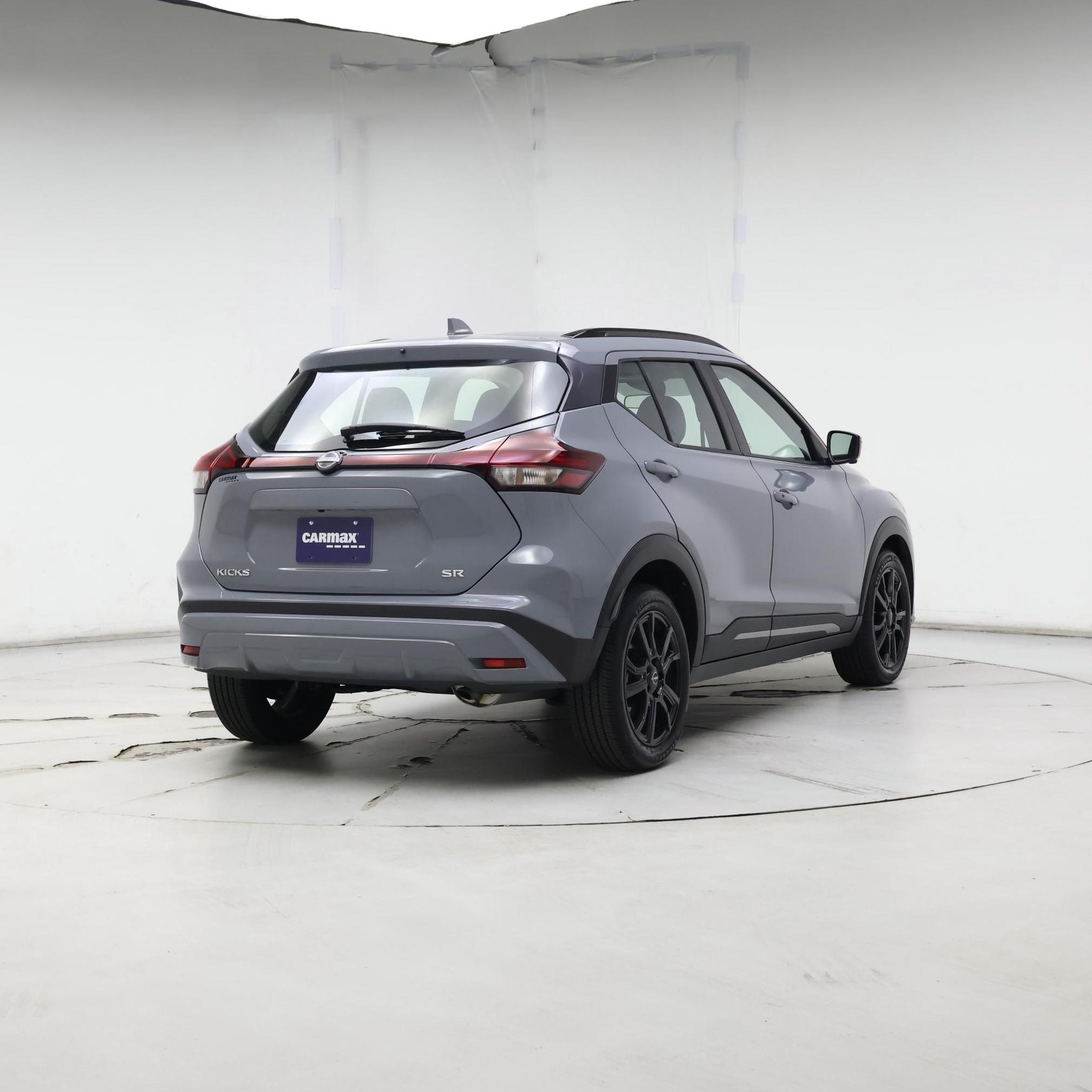 Thumbnail: 2023 Nissan Kicks - 8