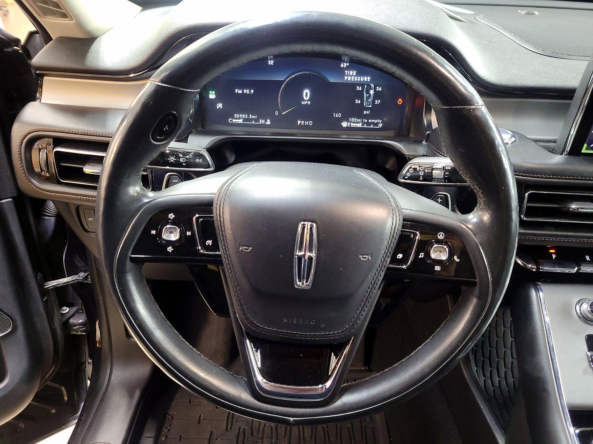Thumbnail: 2021 Lincoln Aviator - 10