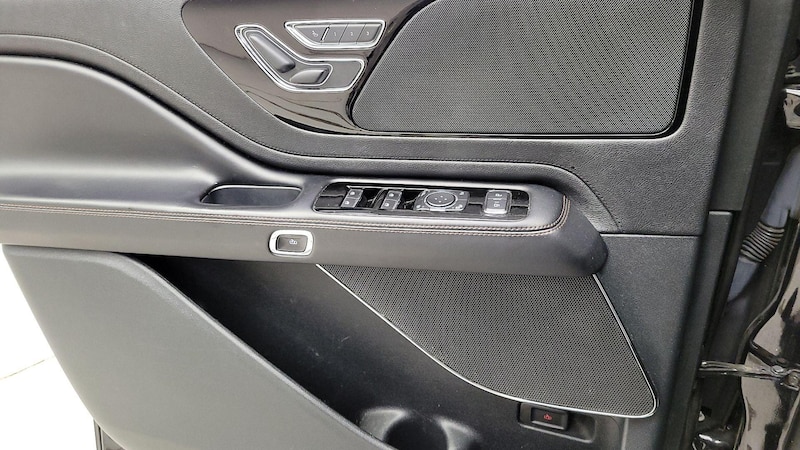 2021 Lincoln Aviator Standard 12