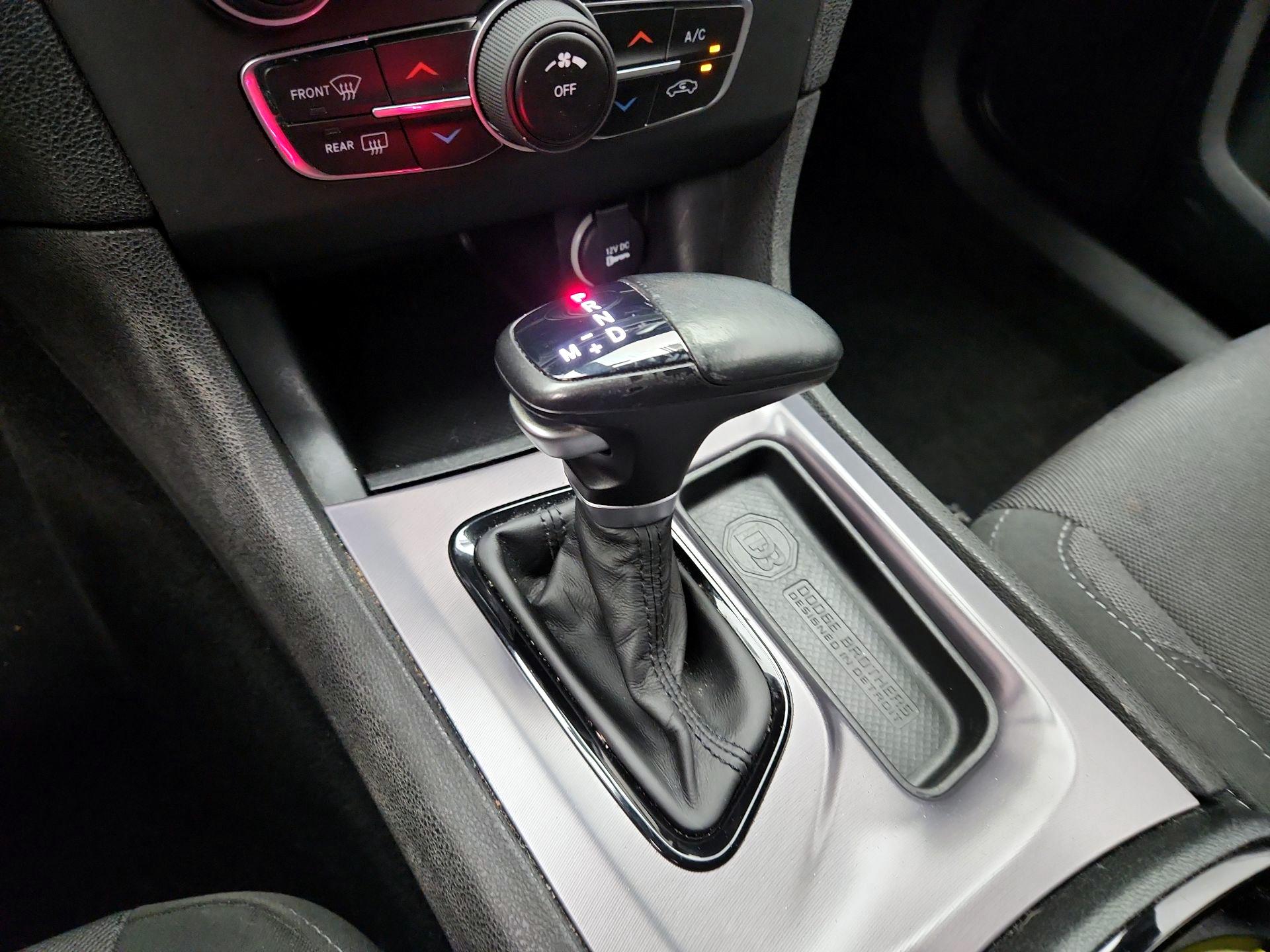 Thumbnail: 2019 Dodge Charger - 16