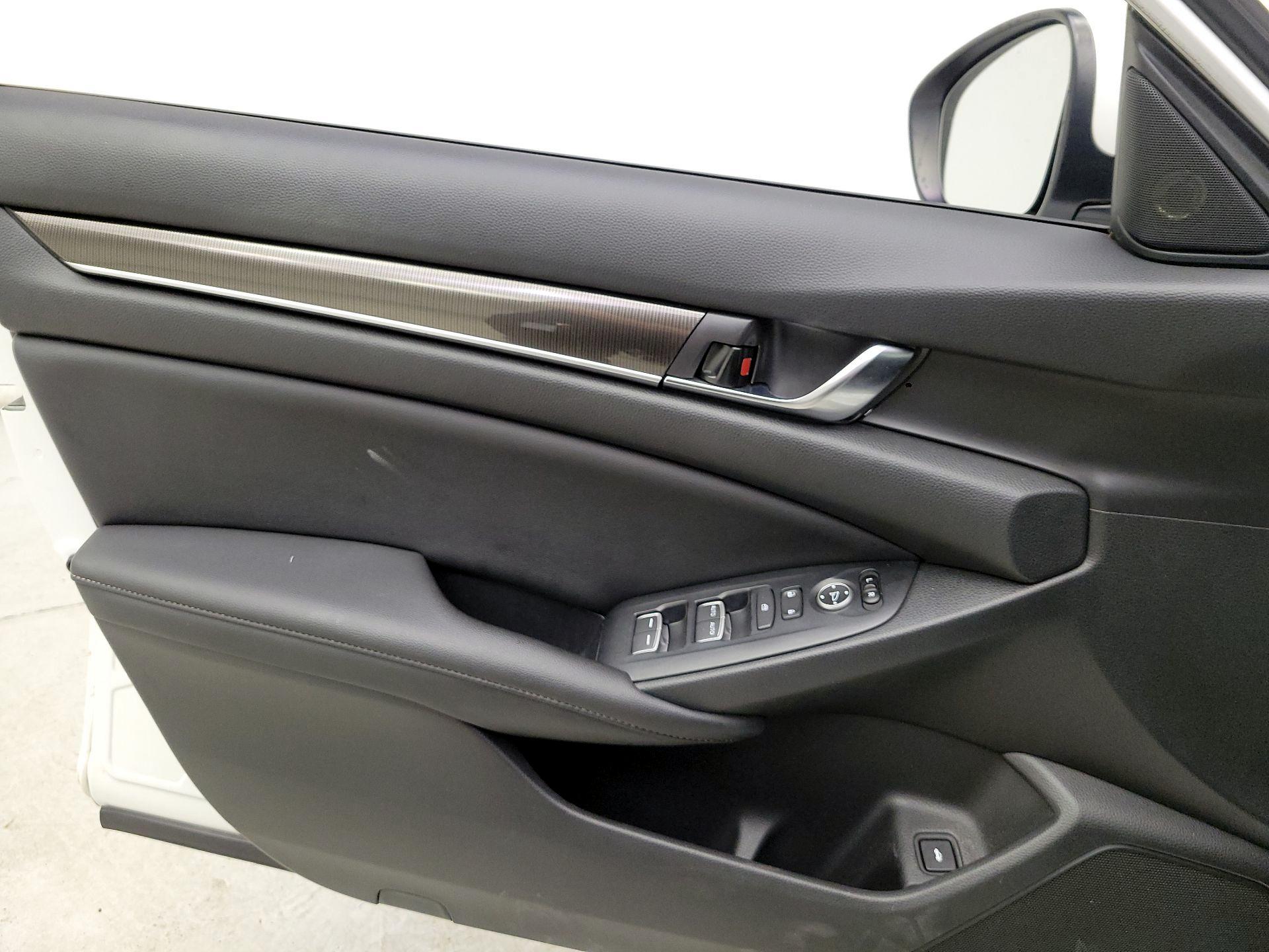 Thumbnail: 2019 Honda Accord - 12