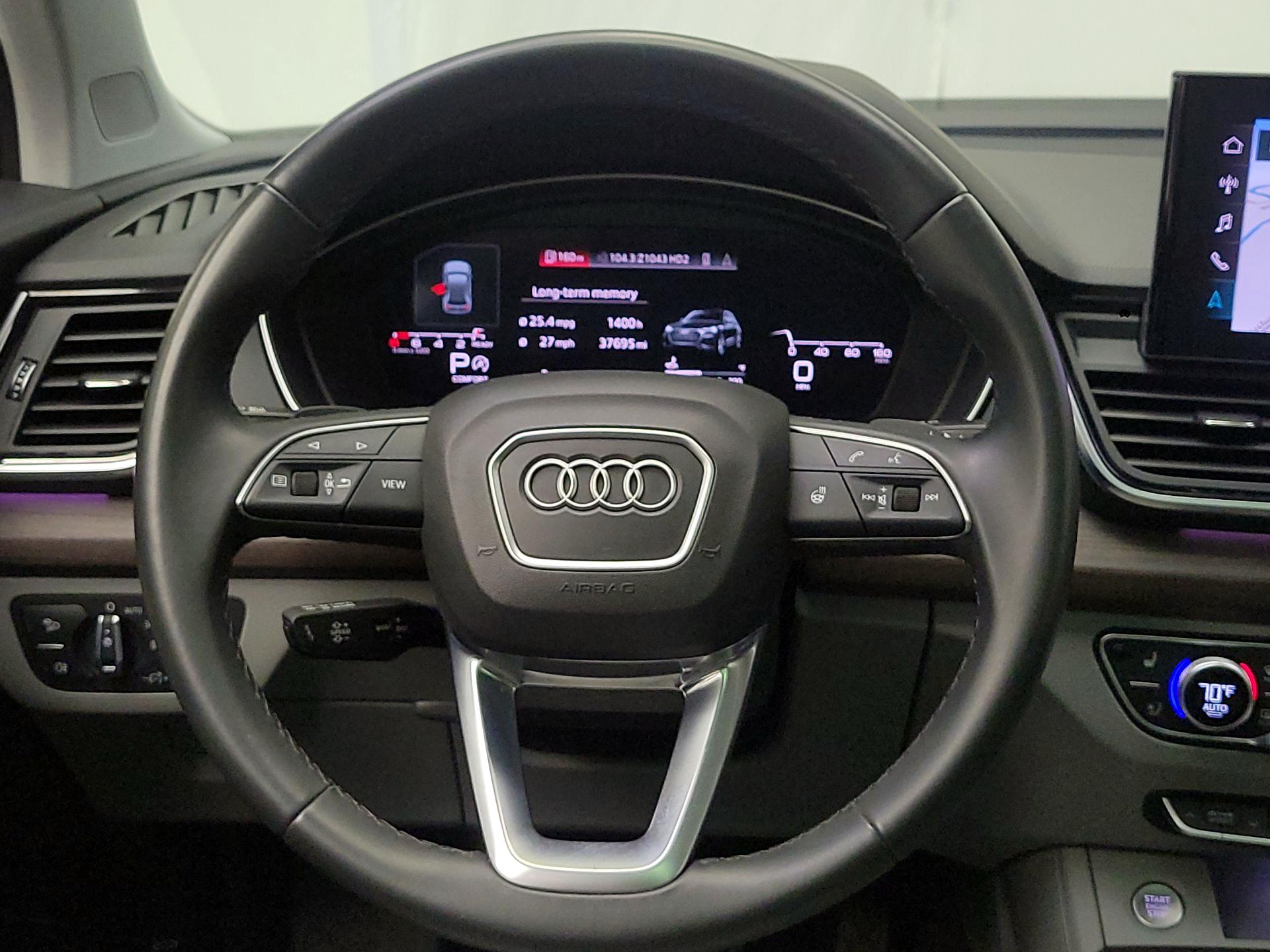 Thumbnail: 2022 Audi Q5 - 10