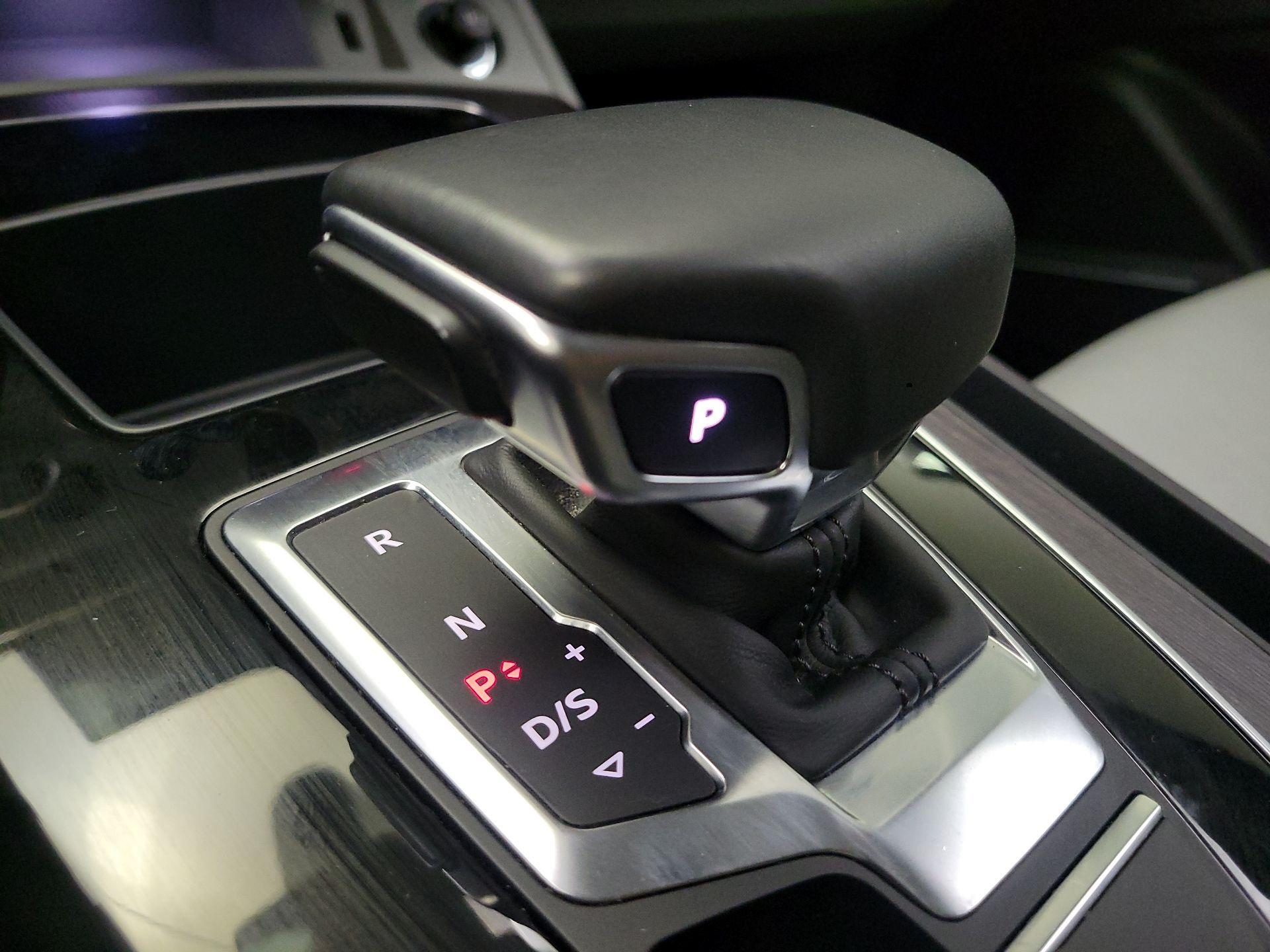 Thumbnail: 2022 Audi Q5 - 18
