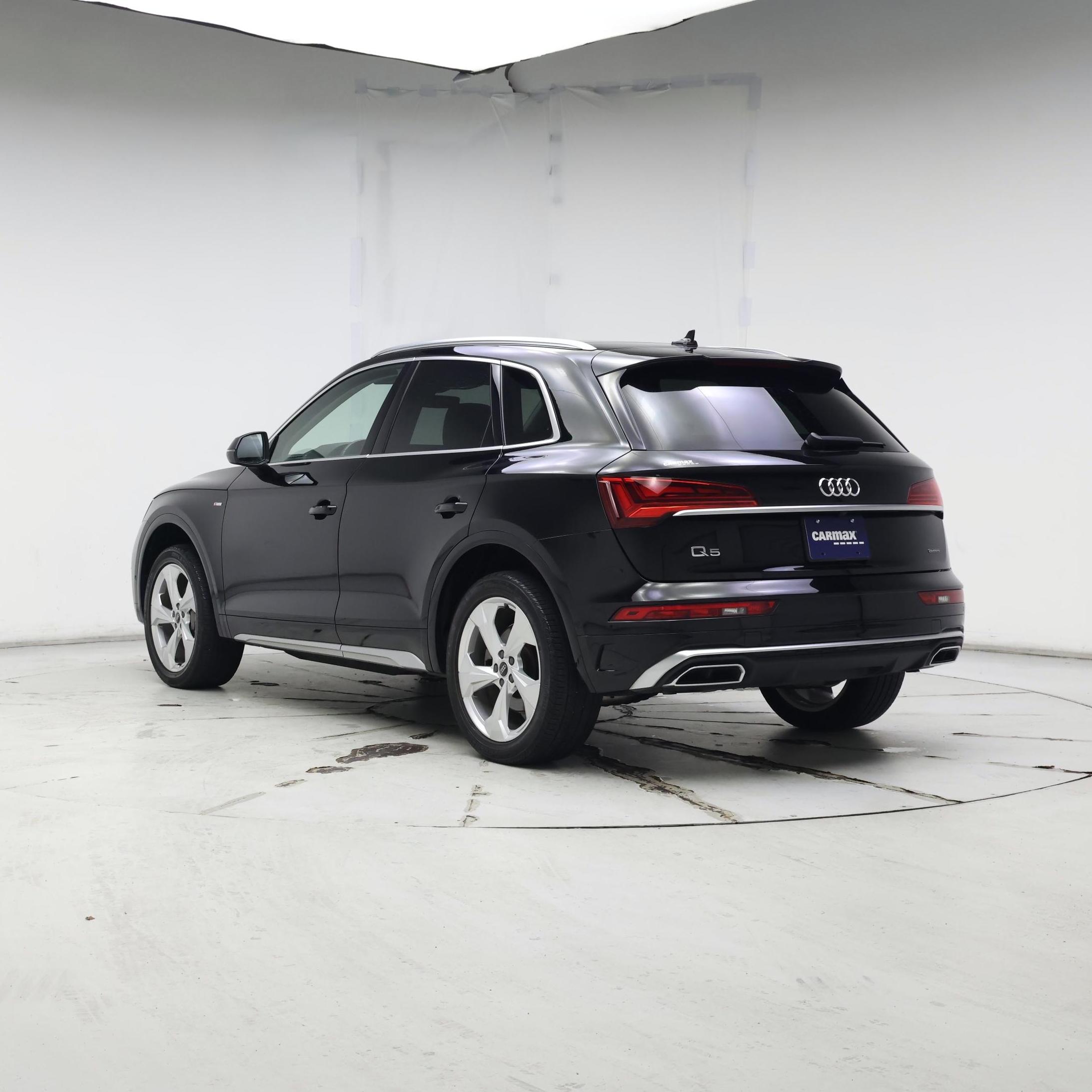 Thumbnail: 2022 Audi Q5 - 2