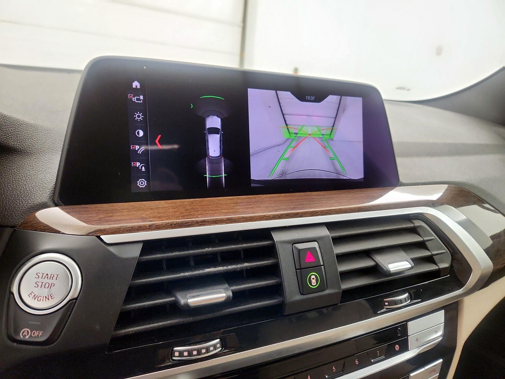 Thumbnail: 2021 BMW X3 - 15