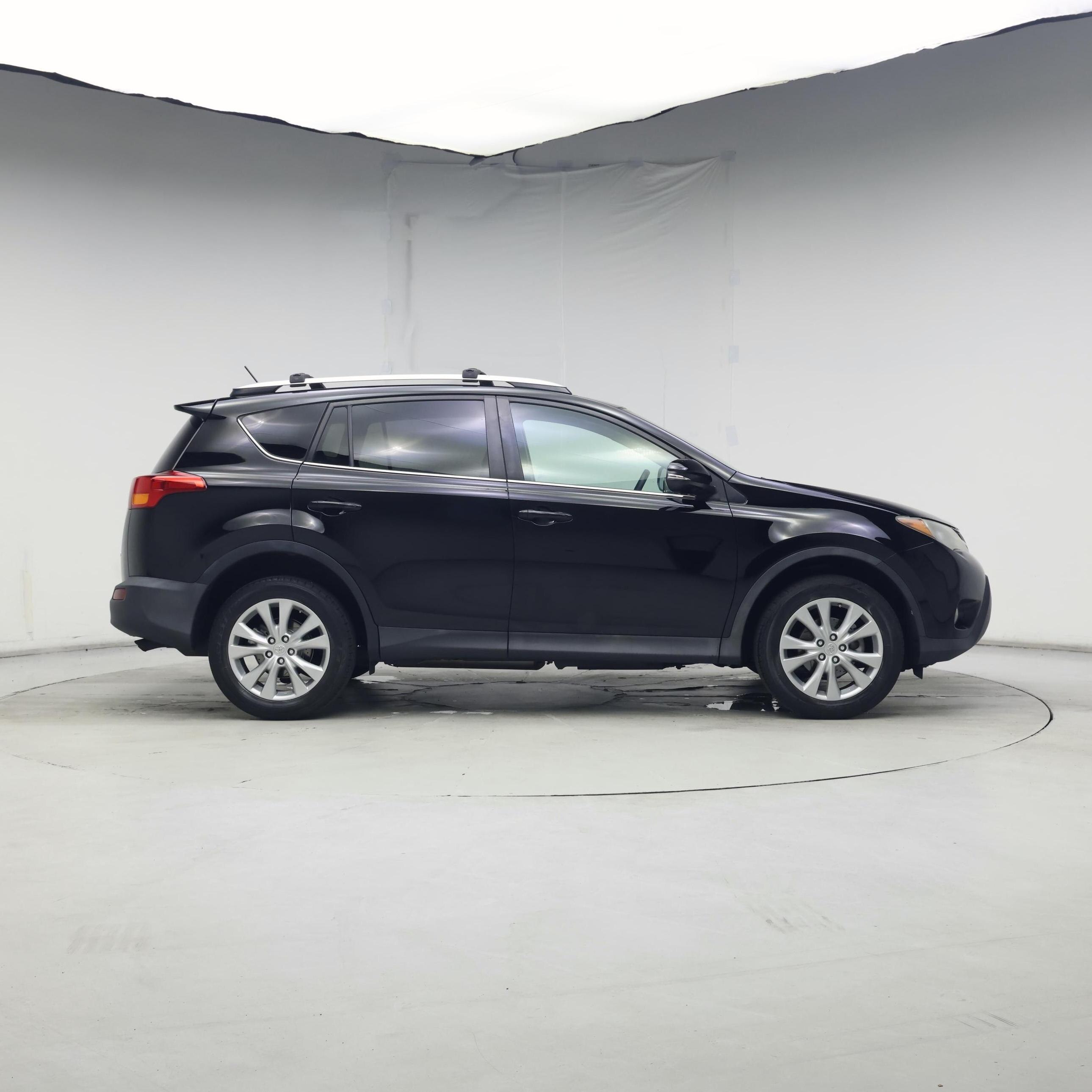 Thumbnail: 2014 Toyota RAV4 - 7