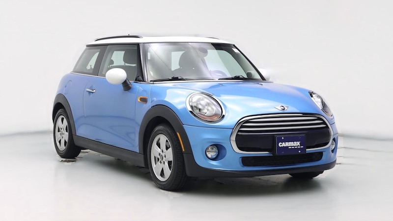 2015 MINI Cooper Hardtop  Hero Image