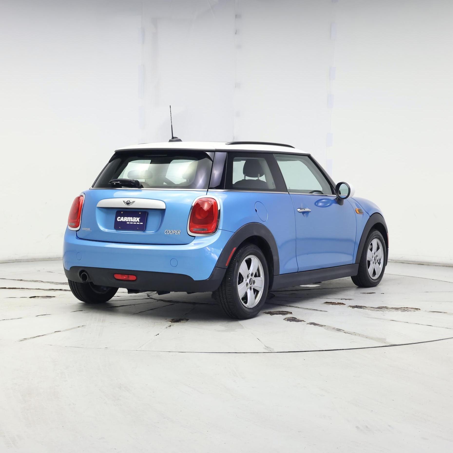Thumbnail: 2015 MINI Cooper Hardtop - 8
