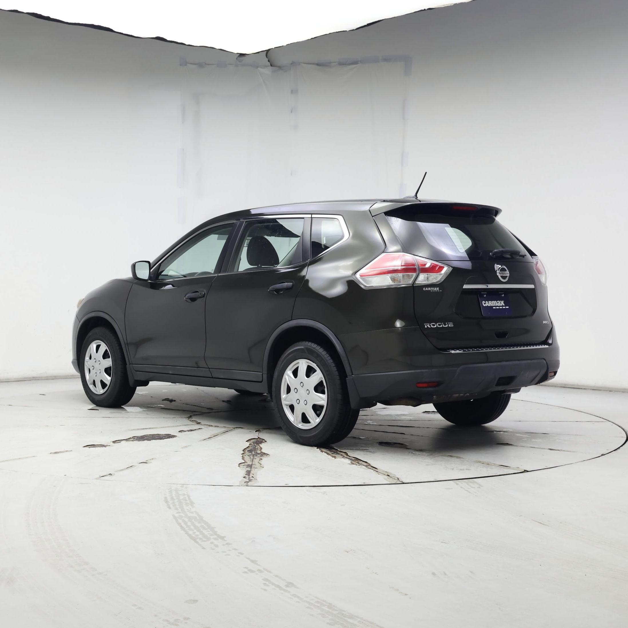 Thumbnail: 2016 Nissan Rogue - 2