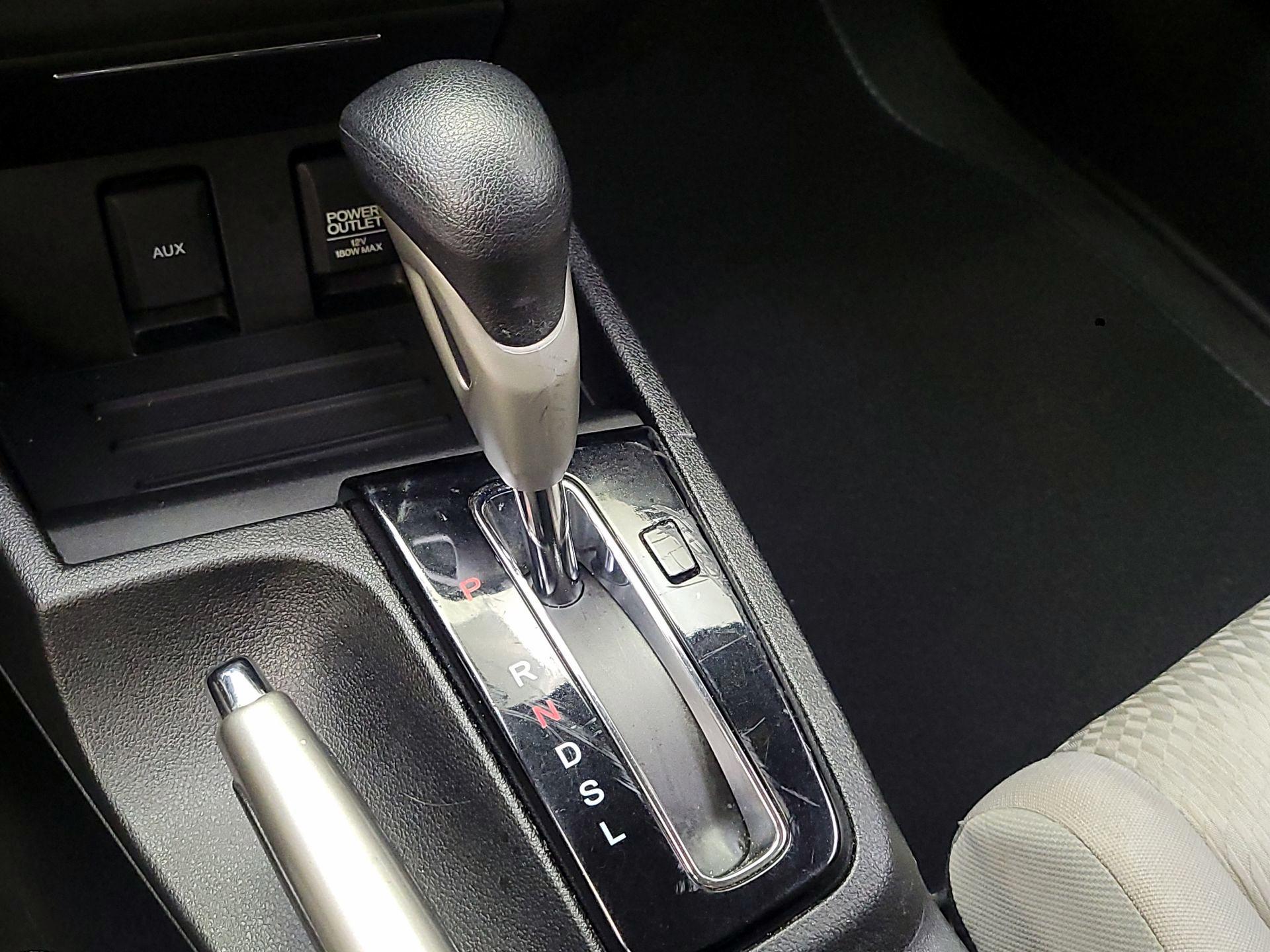 Thumbnail: 2014 Honda Civic - 17
