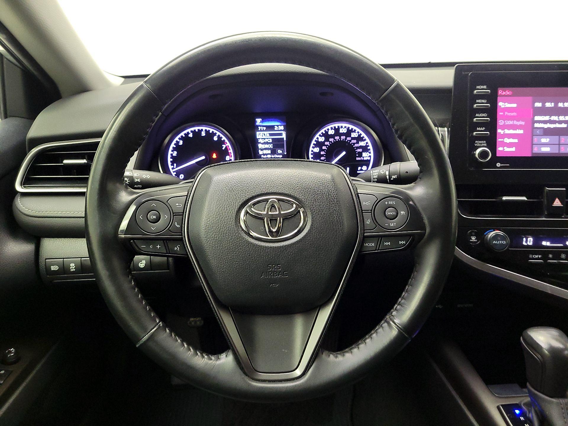 Thumbnail: 2023 Toyota Camry - 10