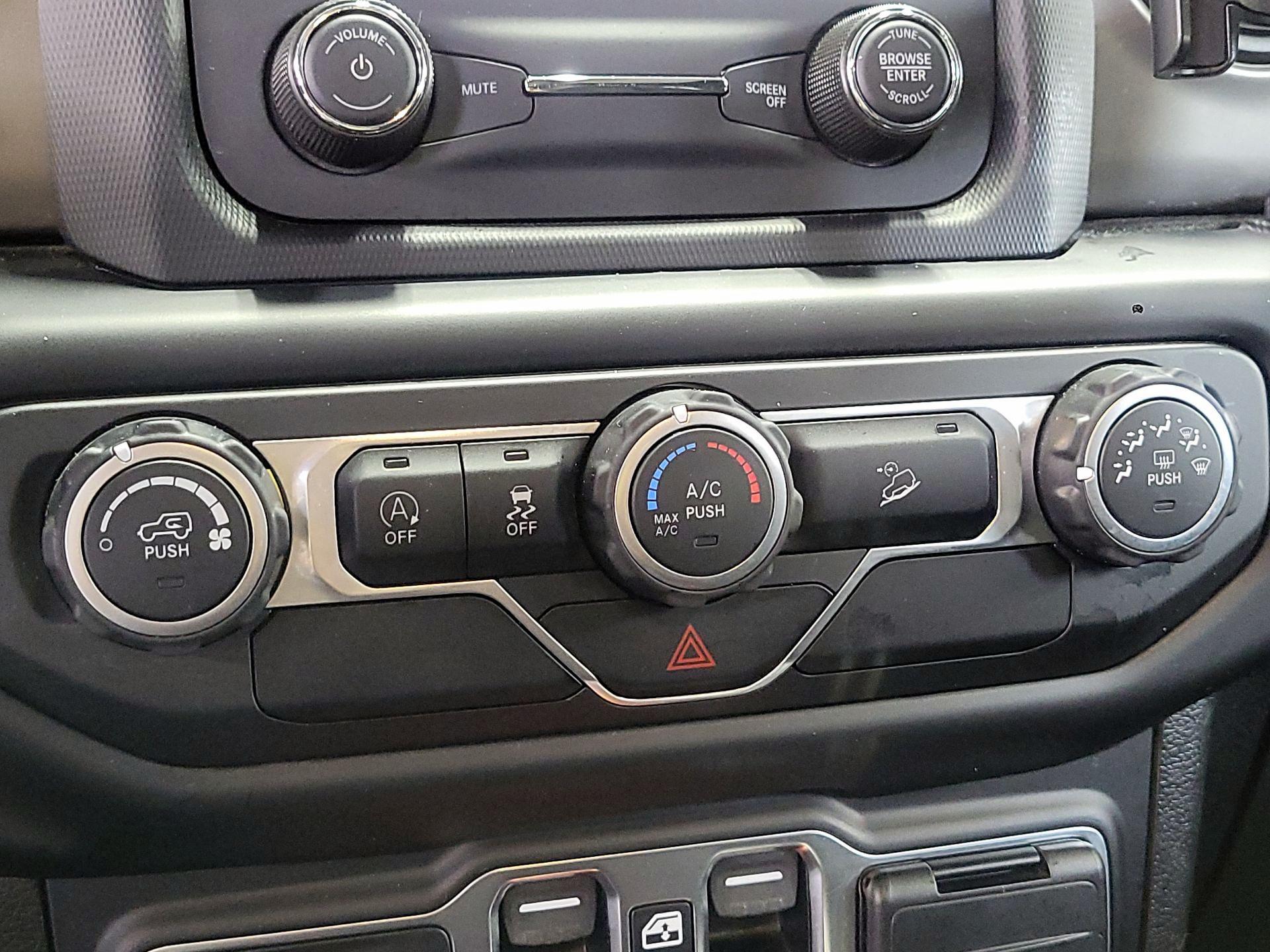 Thumbnail: 2020 Jeep Wrangler - 16