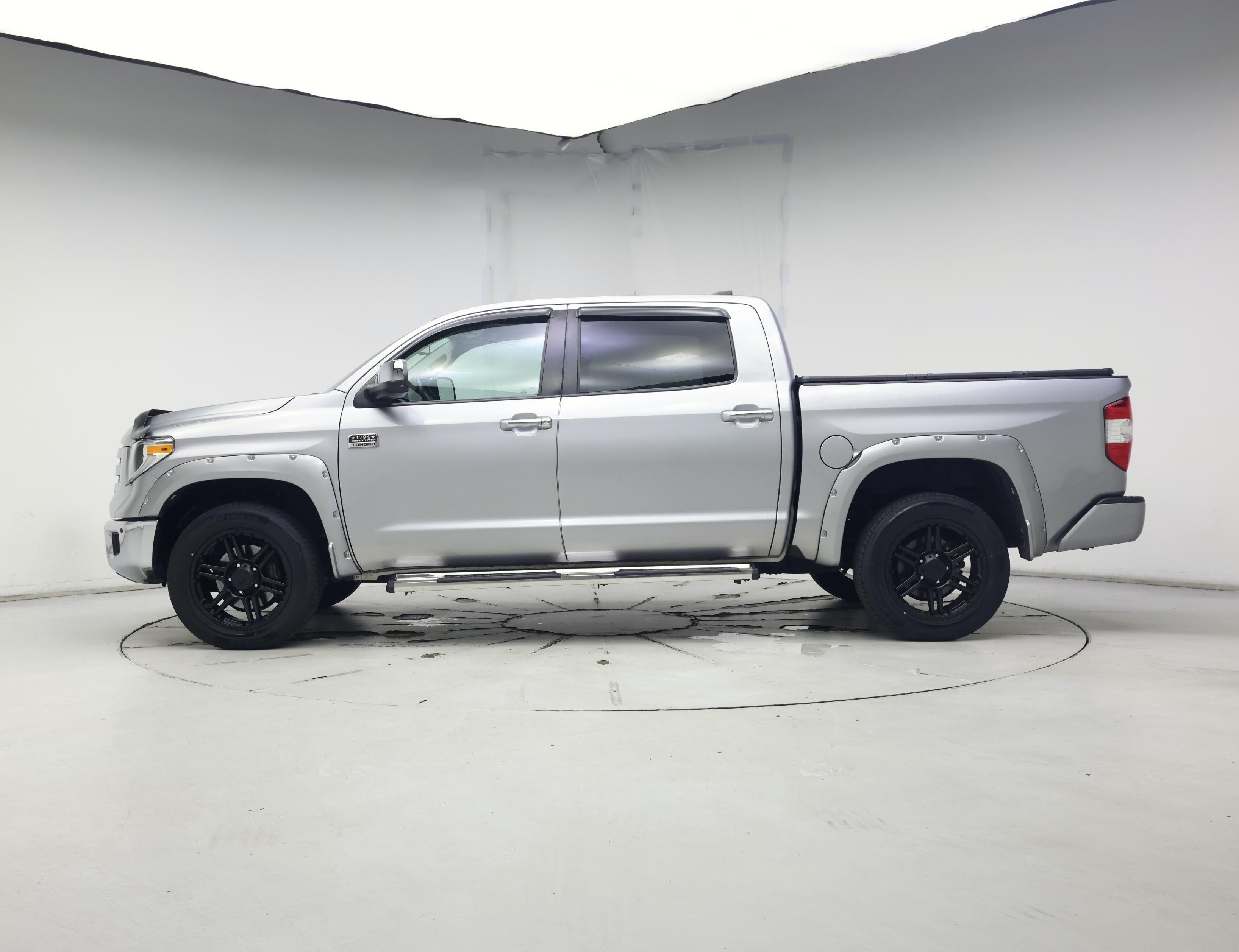 Thumbnail: 2020 Toyota Tundra - 3