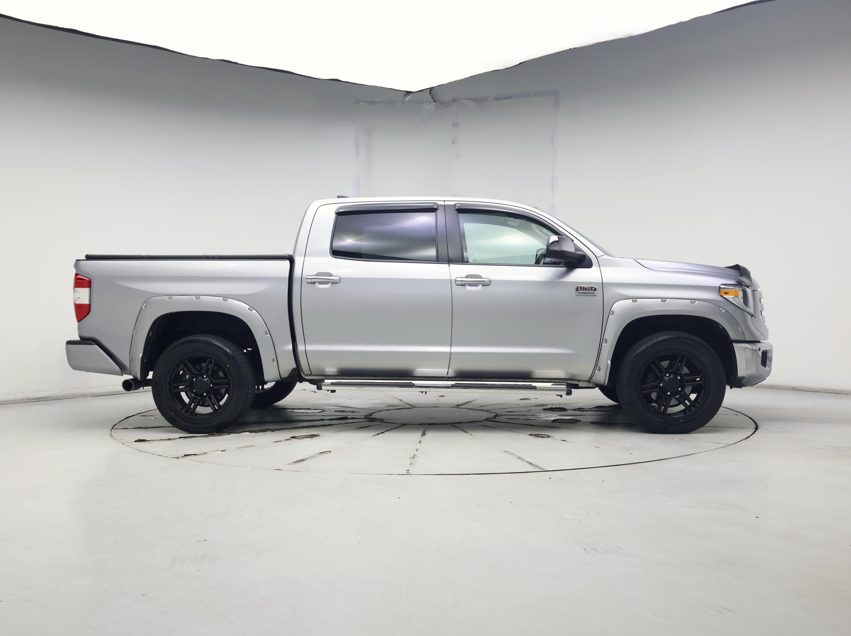 Thumbnail: 2020 Toyota Tundra - 7