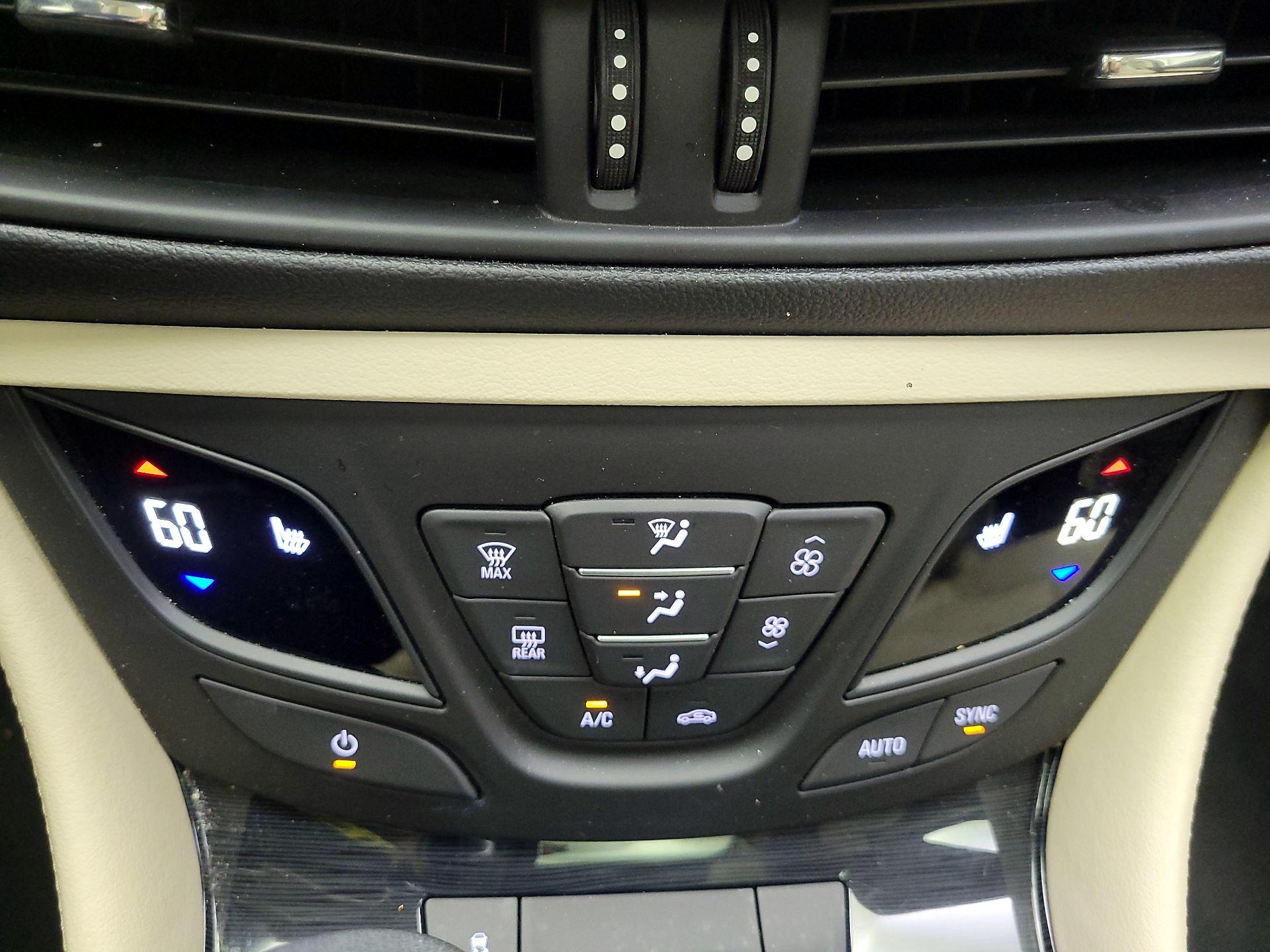 Thumbnail: 2018 Buick Envision - 17