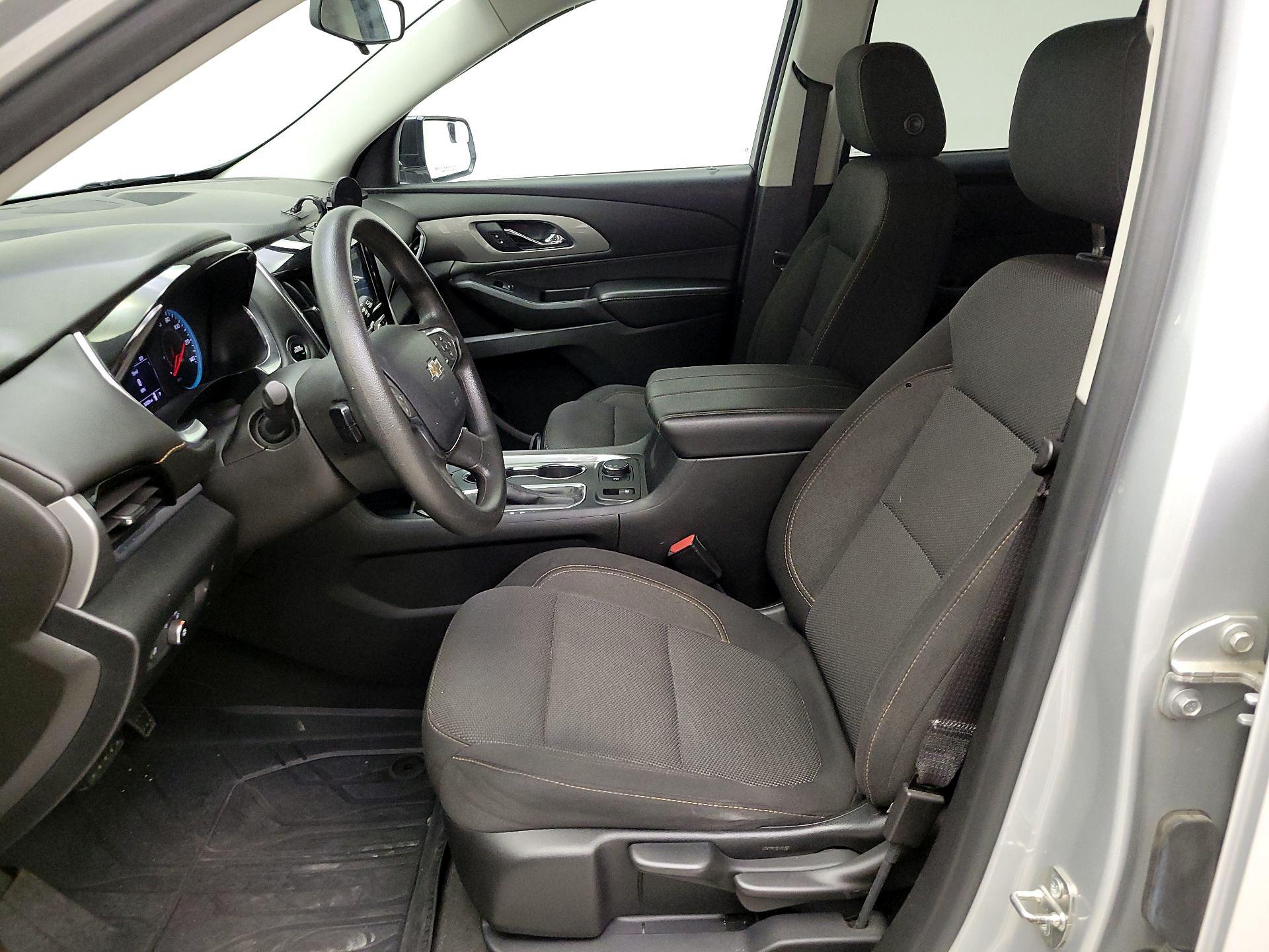 Thumbnail: 2019 Chevrolet Traverse - 11