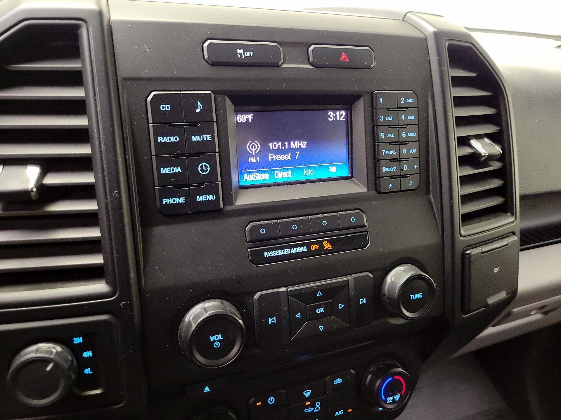 Thumbnail: 2016 Ford F-150 - 14