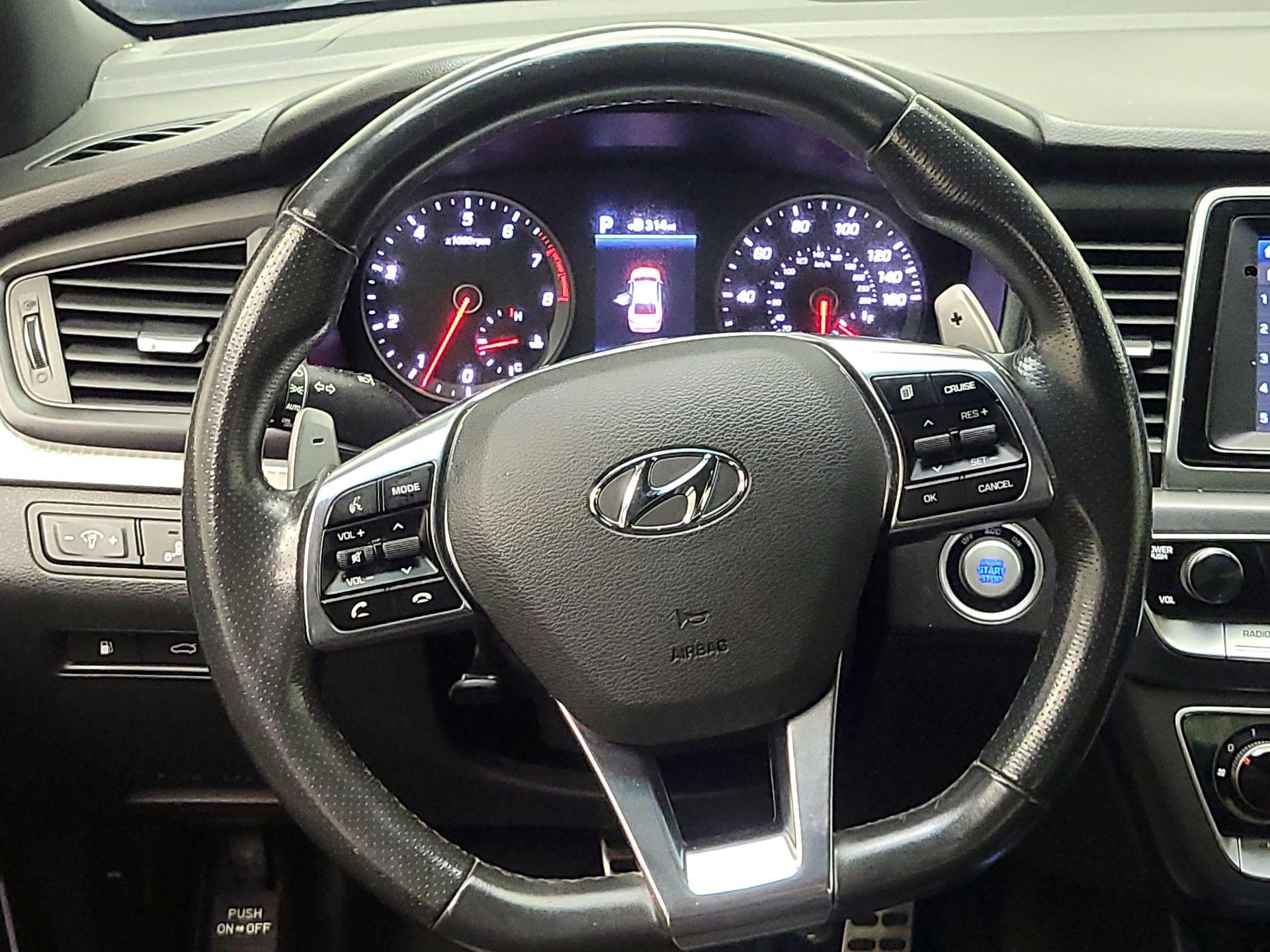 Thumbnail: 2018 Hyundai Sonata - 10