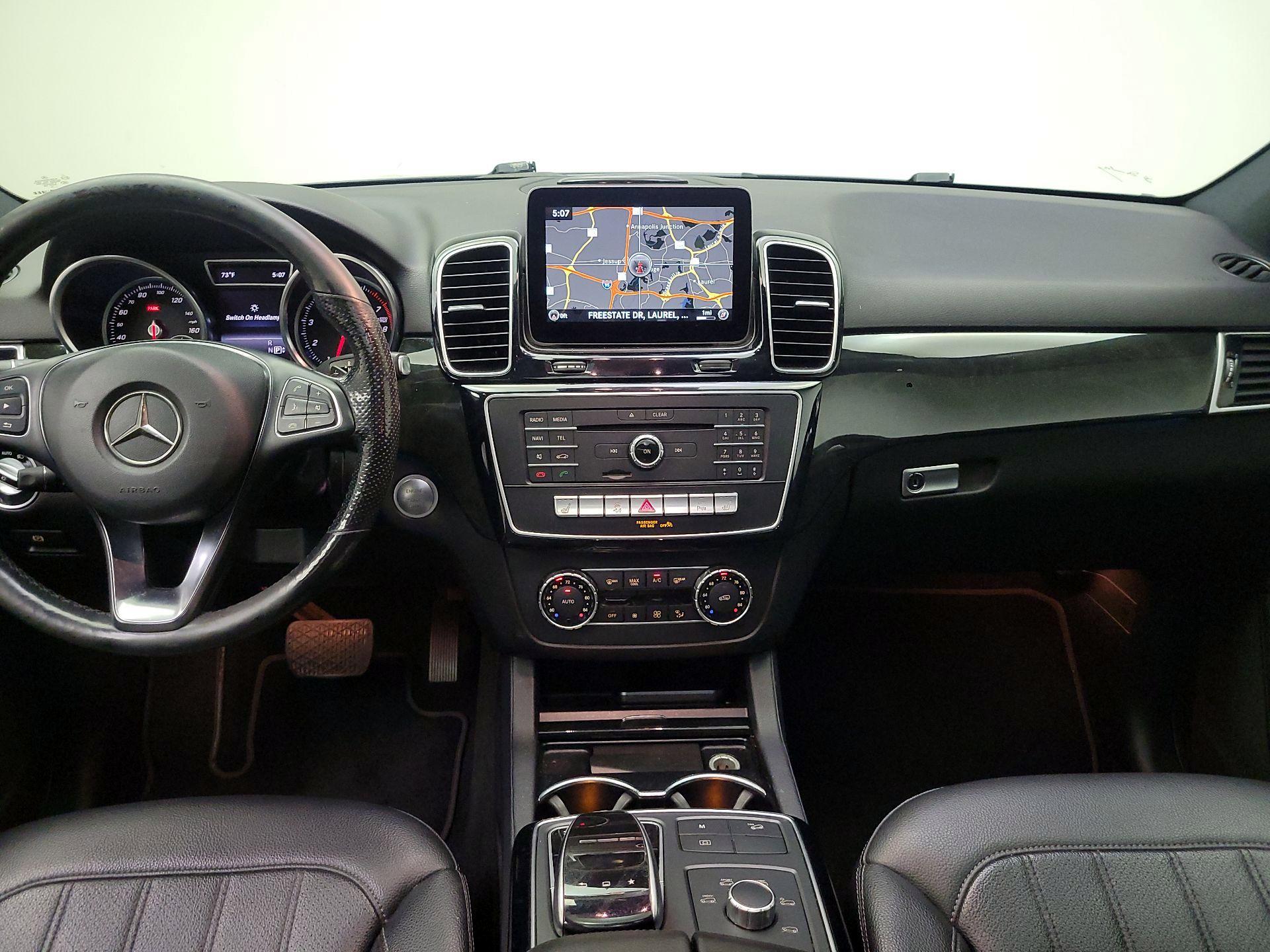 Thumbnail: 2016 Mercedes-Benz GLE - 9