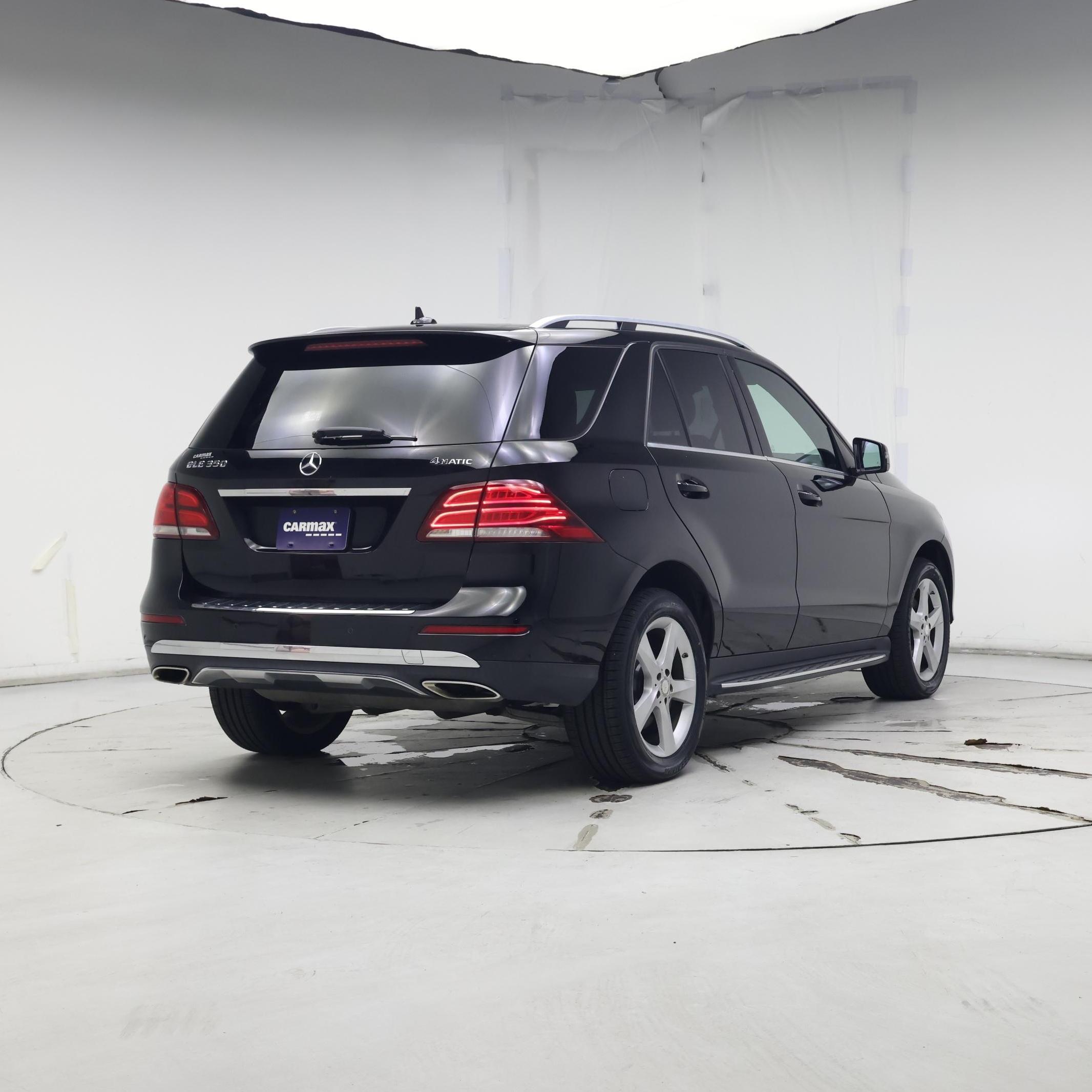 Thumbnail: 2016 Mercedes-Benz GLE - 8