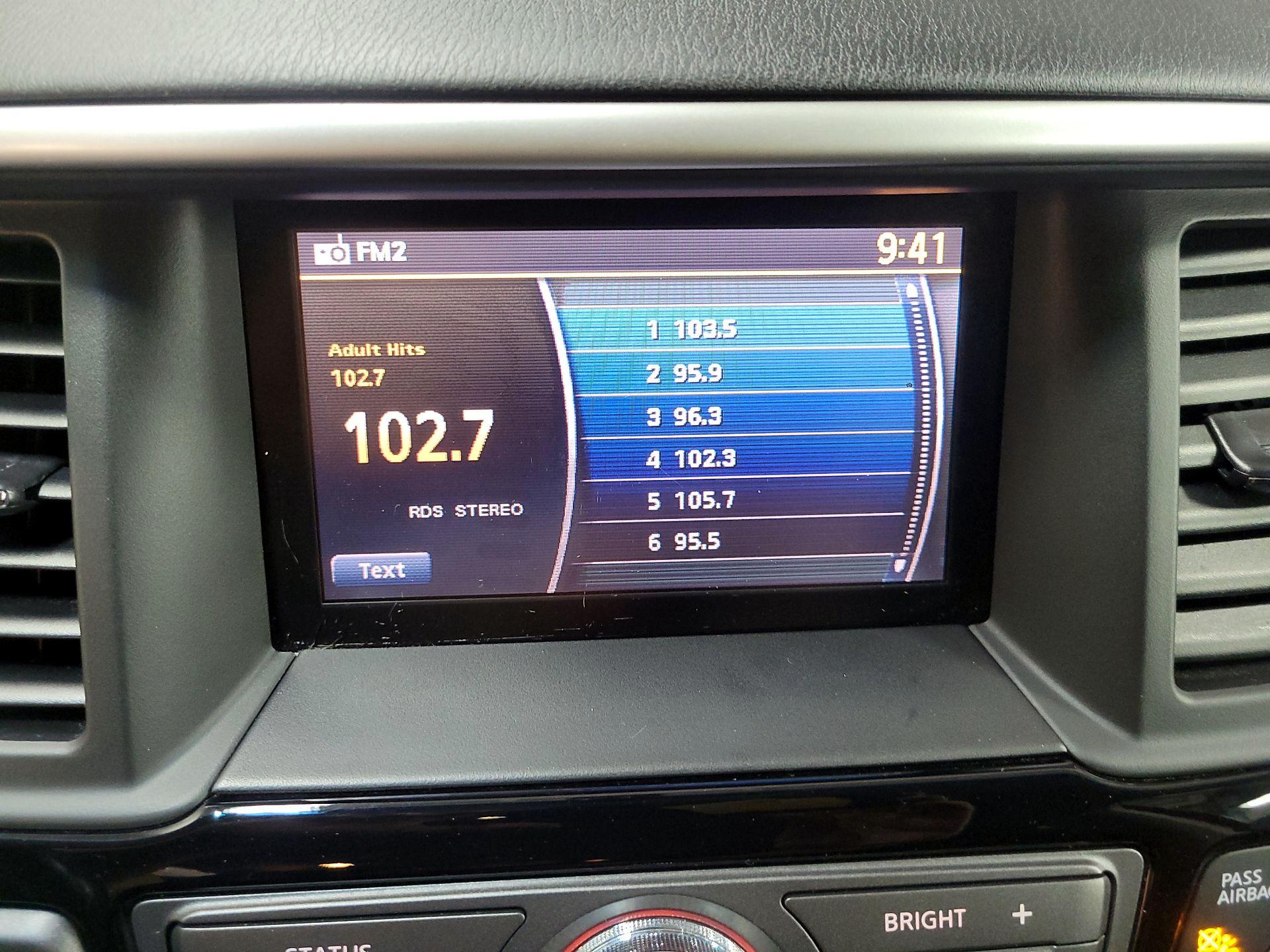 Thumbnail: 2016 Nissan Pathfinder - 15