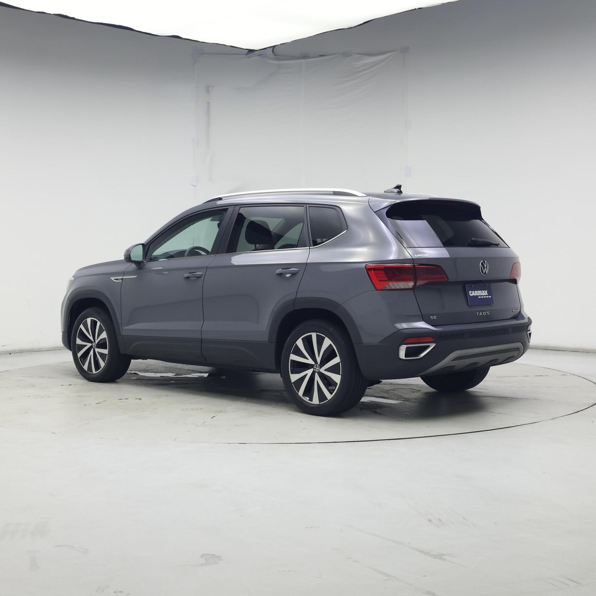 Thumbnail: 2022 Volkswagen Taos - 2