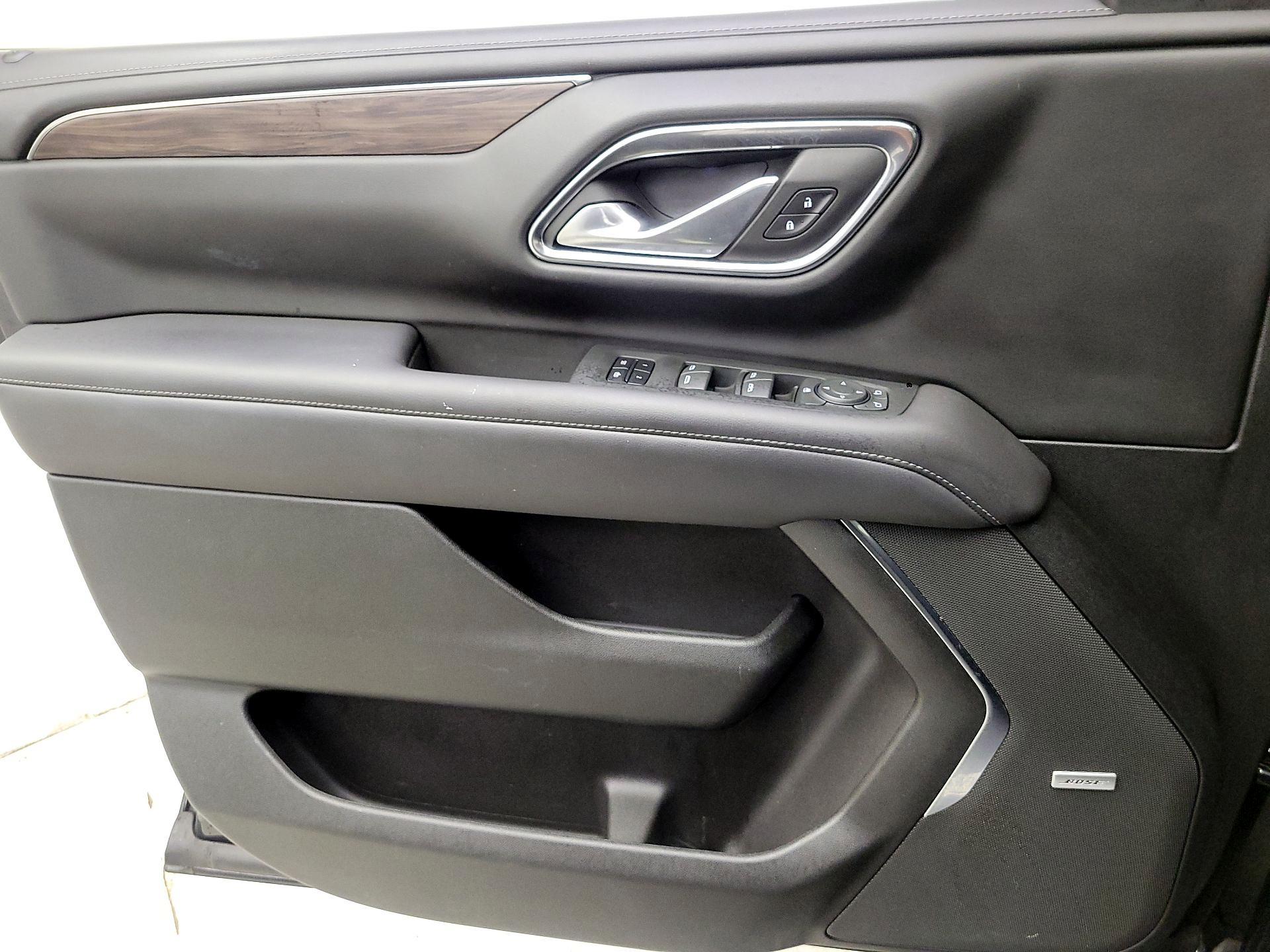 Thumbnail: 2021 Chevrolet Suburban - 12