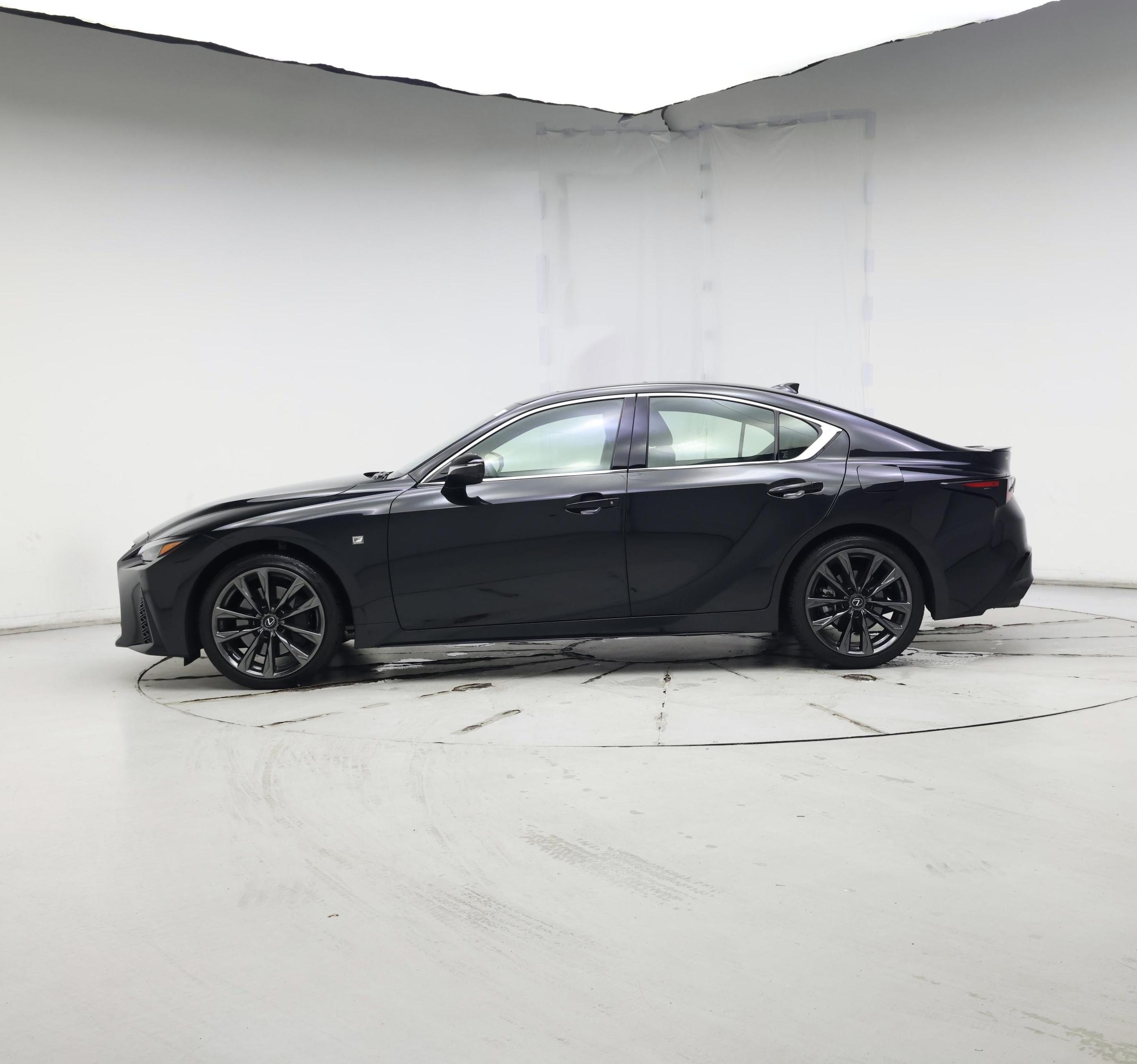 Thumbnail: 2024 Lexus IS - 3