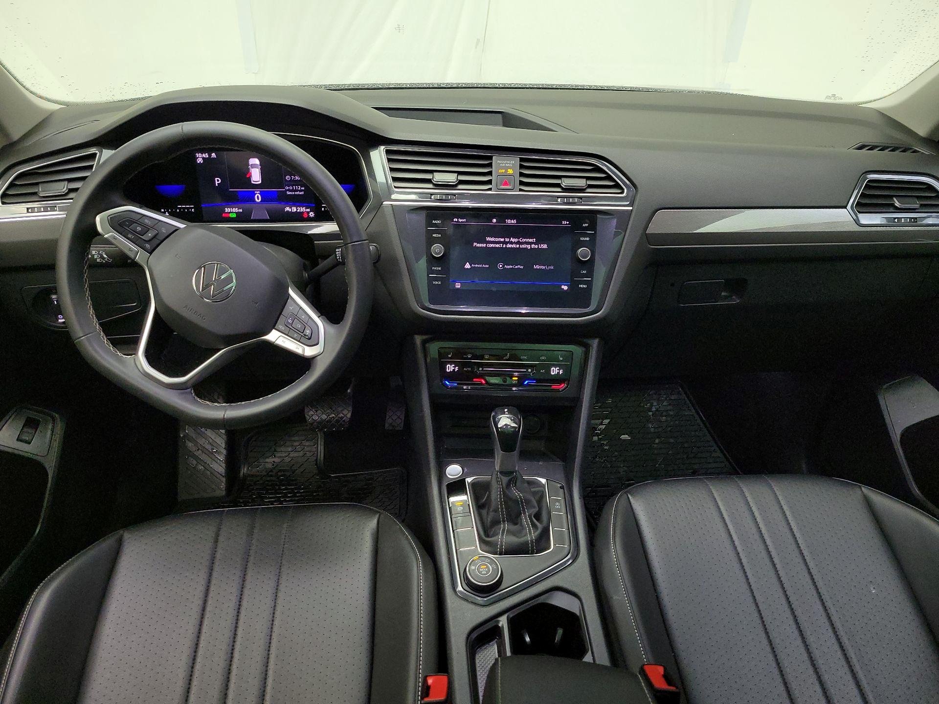 Thumbnail: 2022 Volkswagen Tiguan - 9