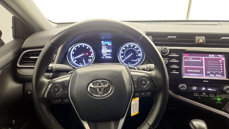 2020 Toyota Camry SE 10