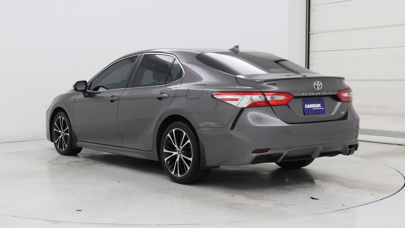 2020 Toyota Camry SE 2