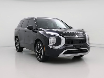 Black 2023 Mitsubishi Outlander SEL