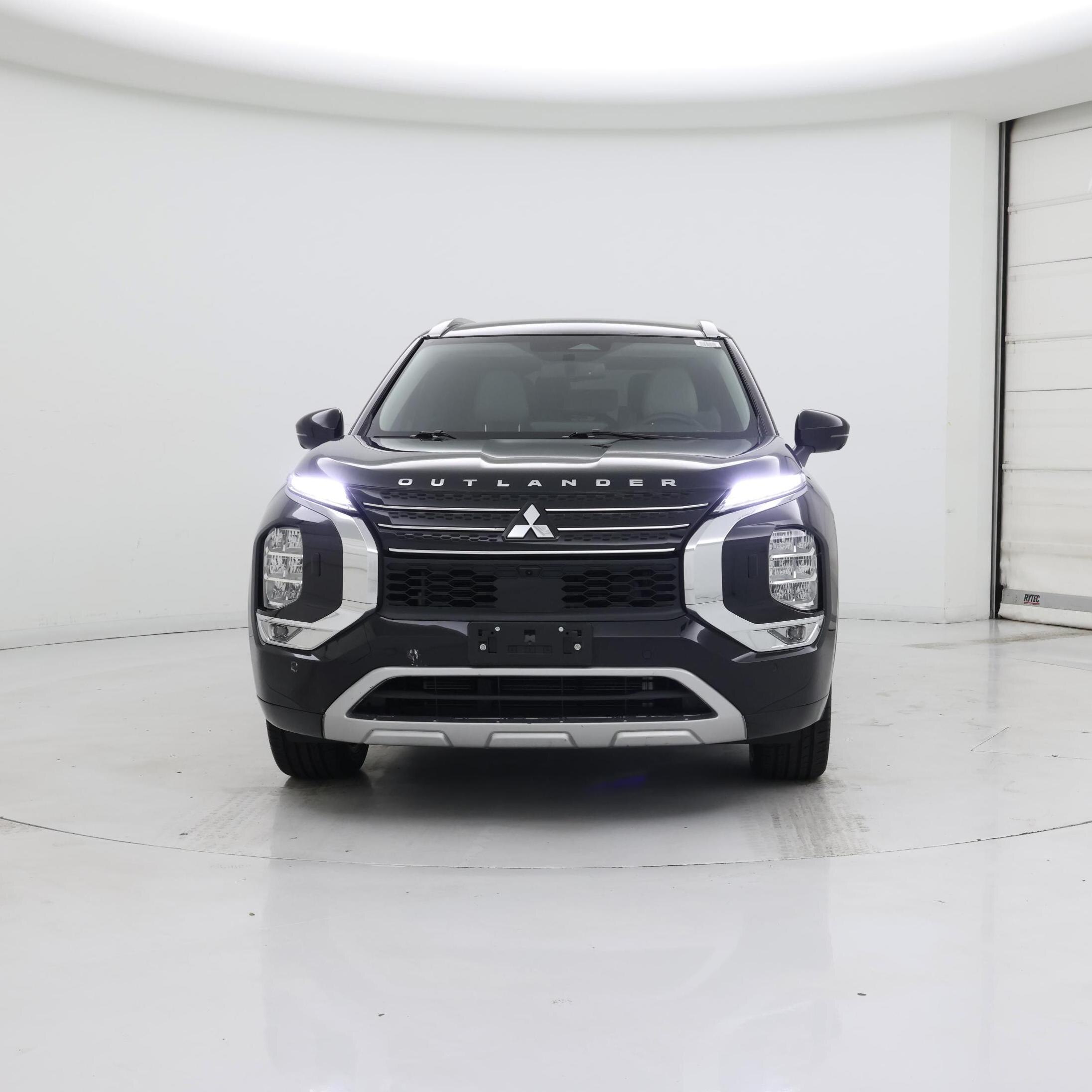 Thumbnail: 2023 Mitsubishi Outlander - 5
