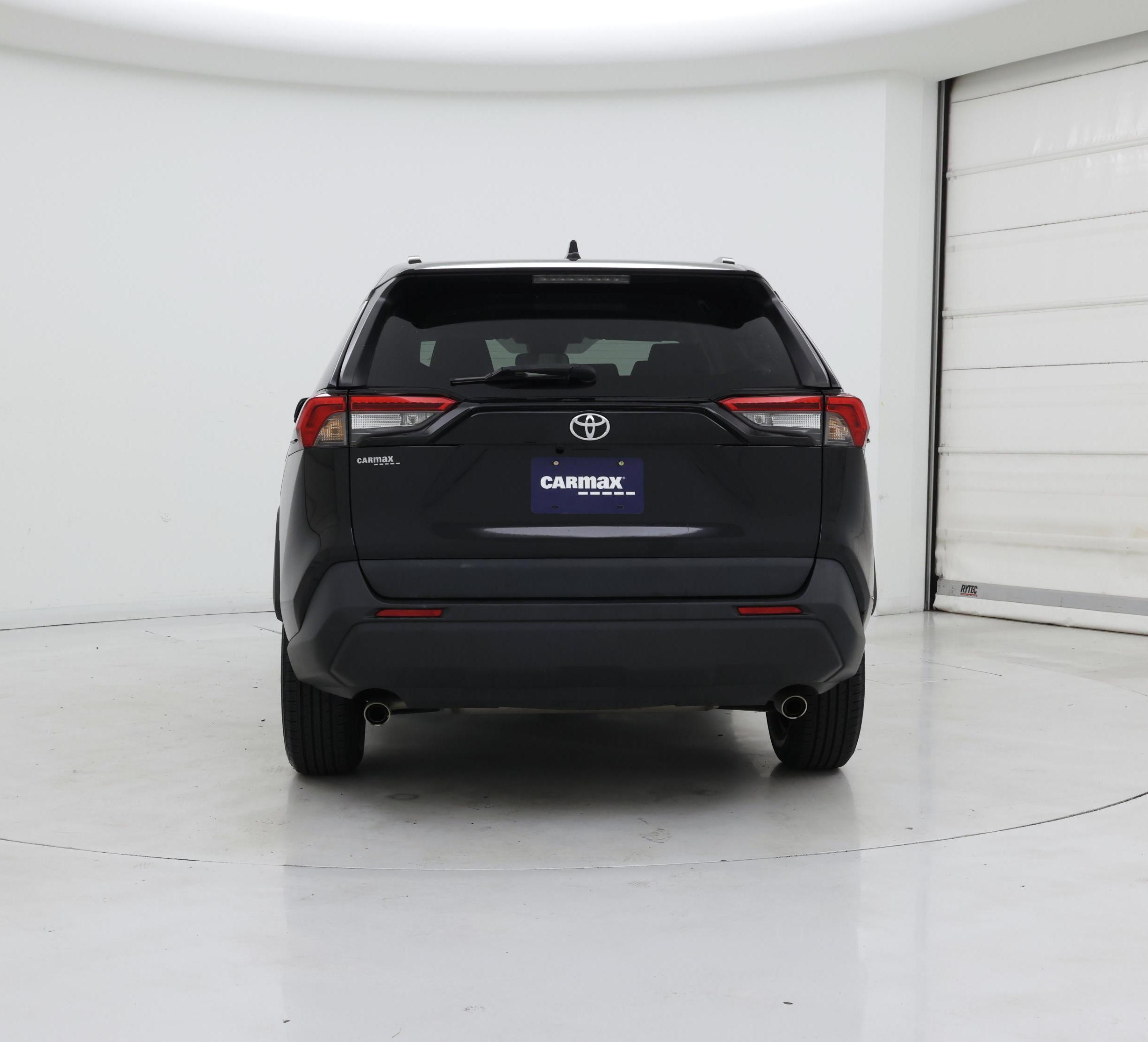 Thumbnail: 2021 Toyota RAV4 - 6