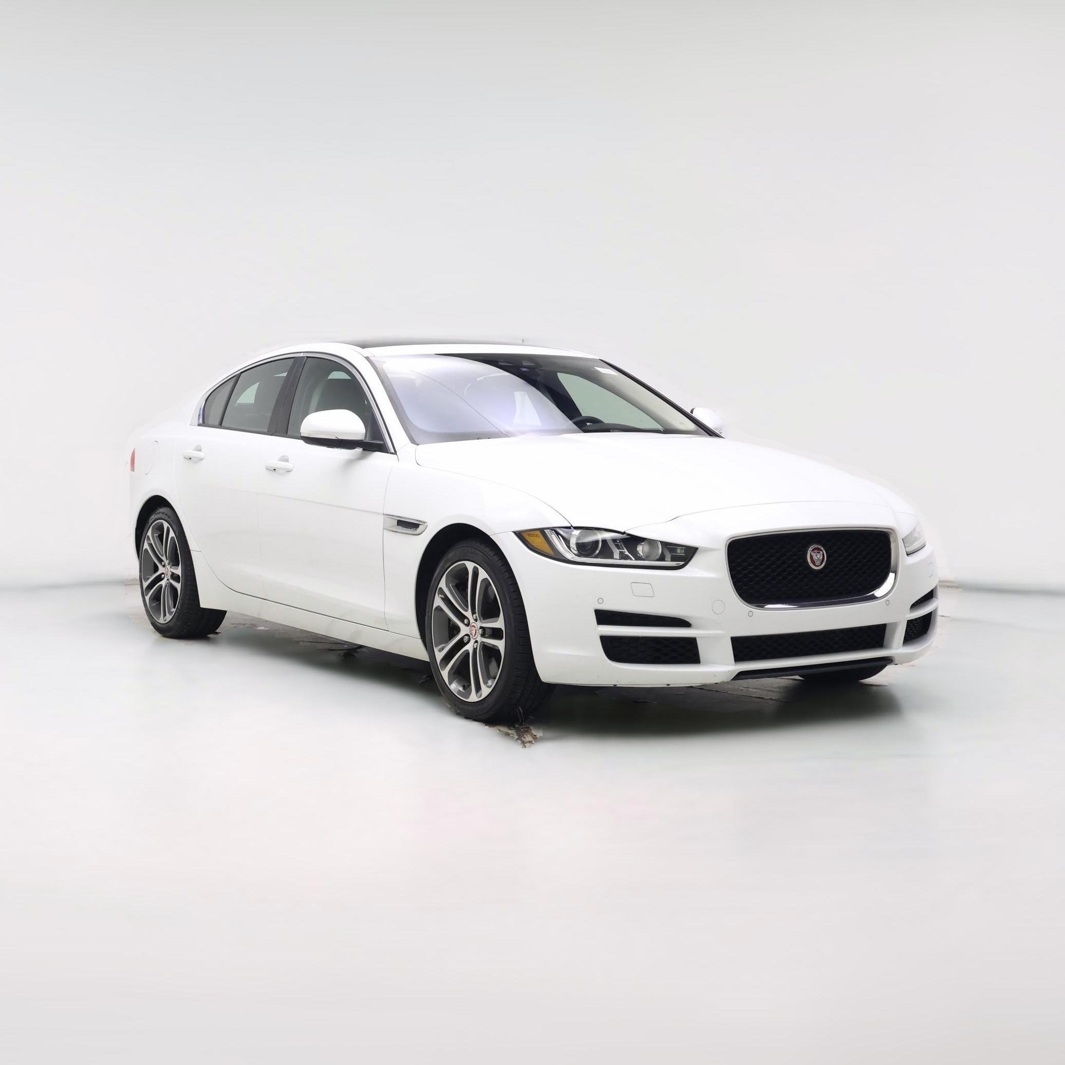 Thumbnail: 2018 Jaguar XE - 1