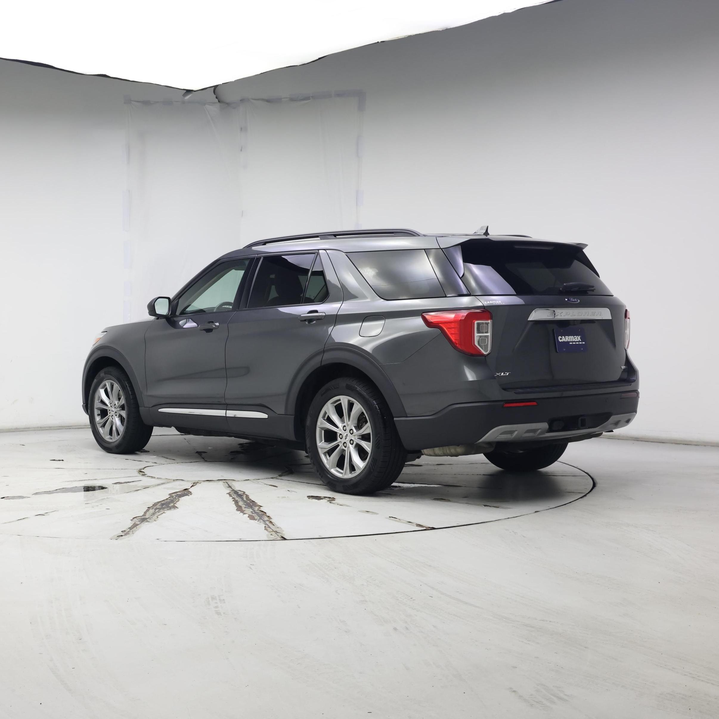 Thumbnail: 2020 Ford Explorer - 2