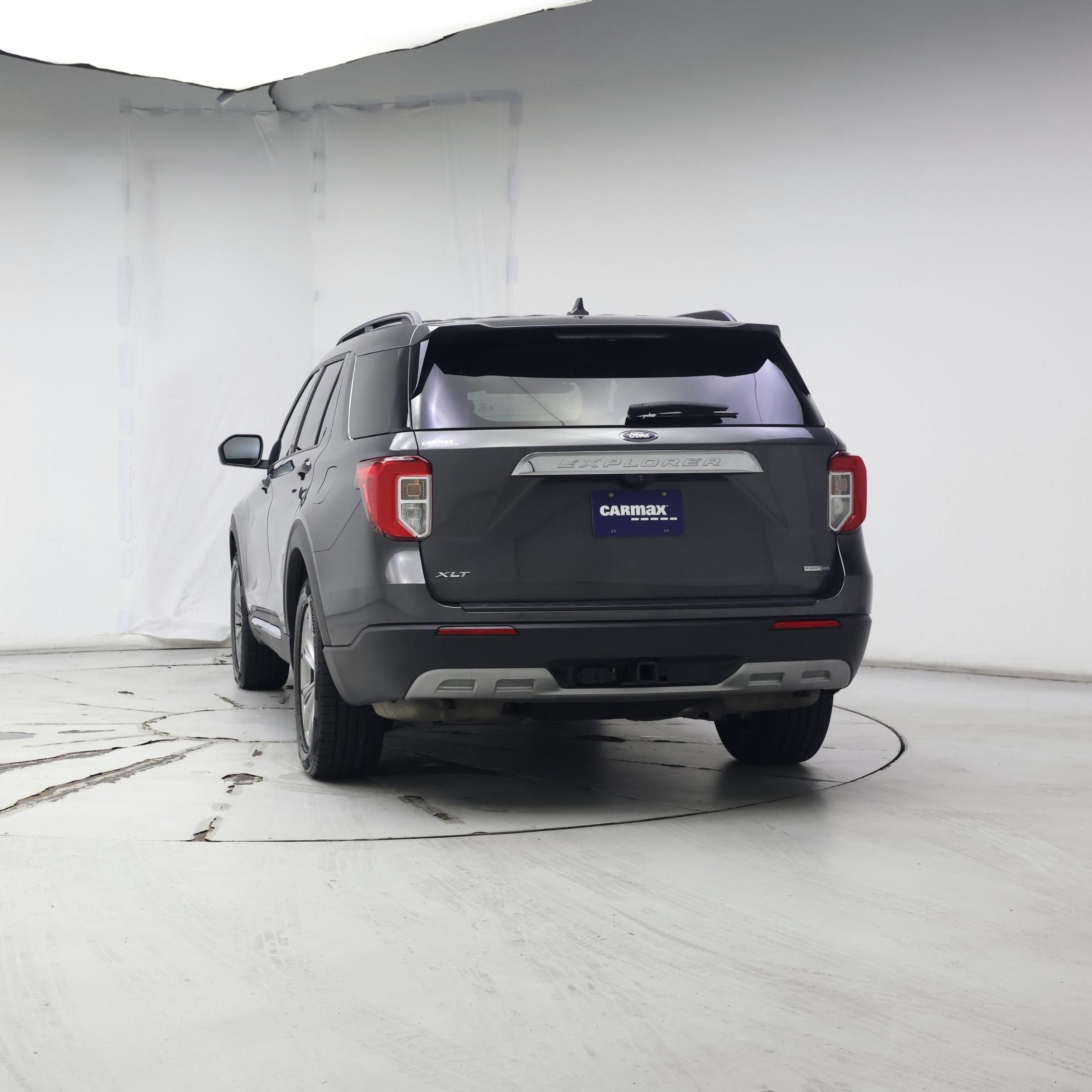 Thumbnail: 2020 Ford Explorer - 6