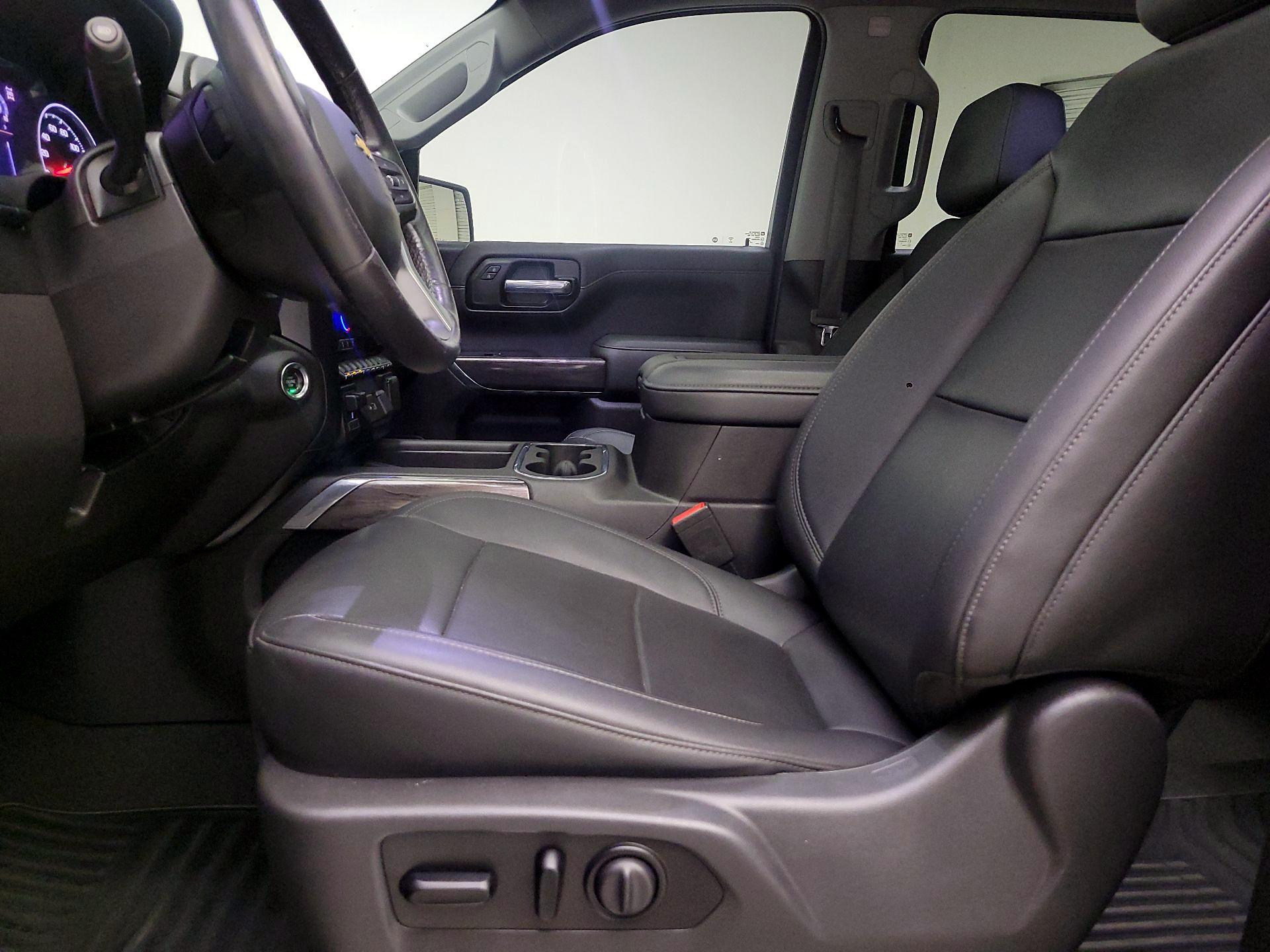 Thumbnail: 2021 Chevrolet Silverado 1500 - 11
