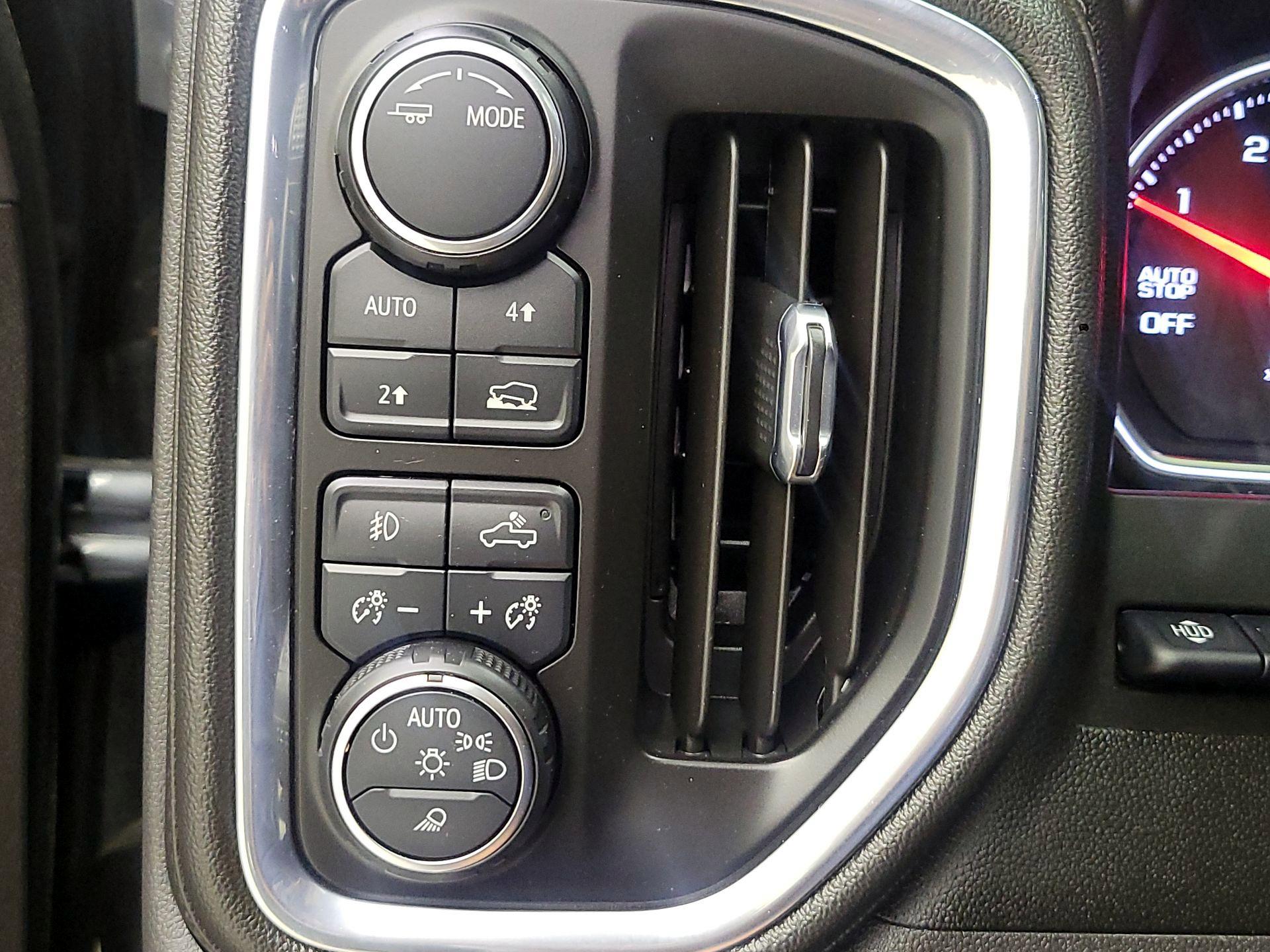 Thumbnail: 2021 Chevrolet Silverado 1500 - 13